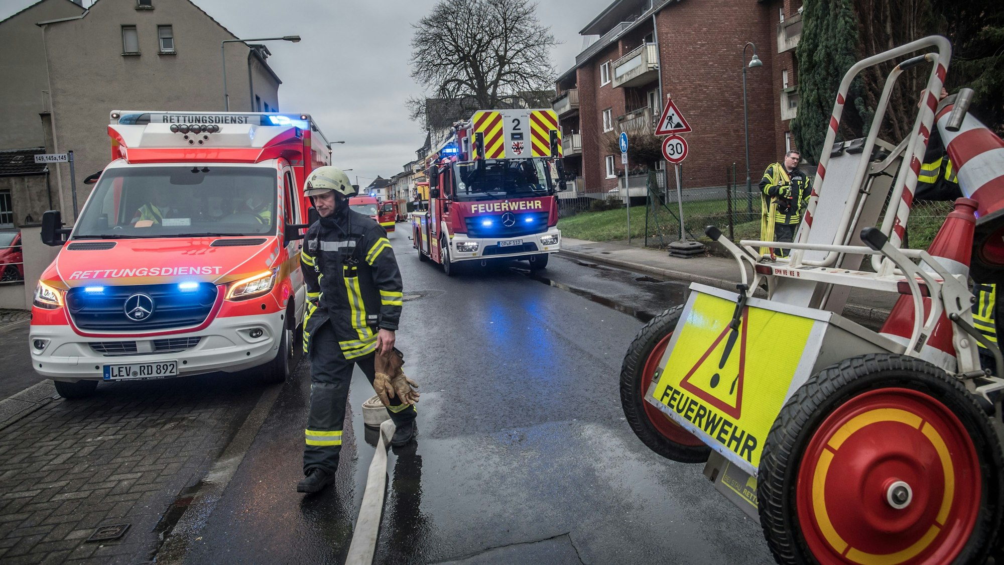 die Quettinger Straße gesperrt. Foto: Ralf Krieger