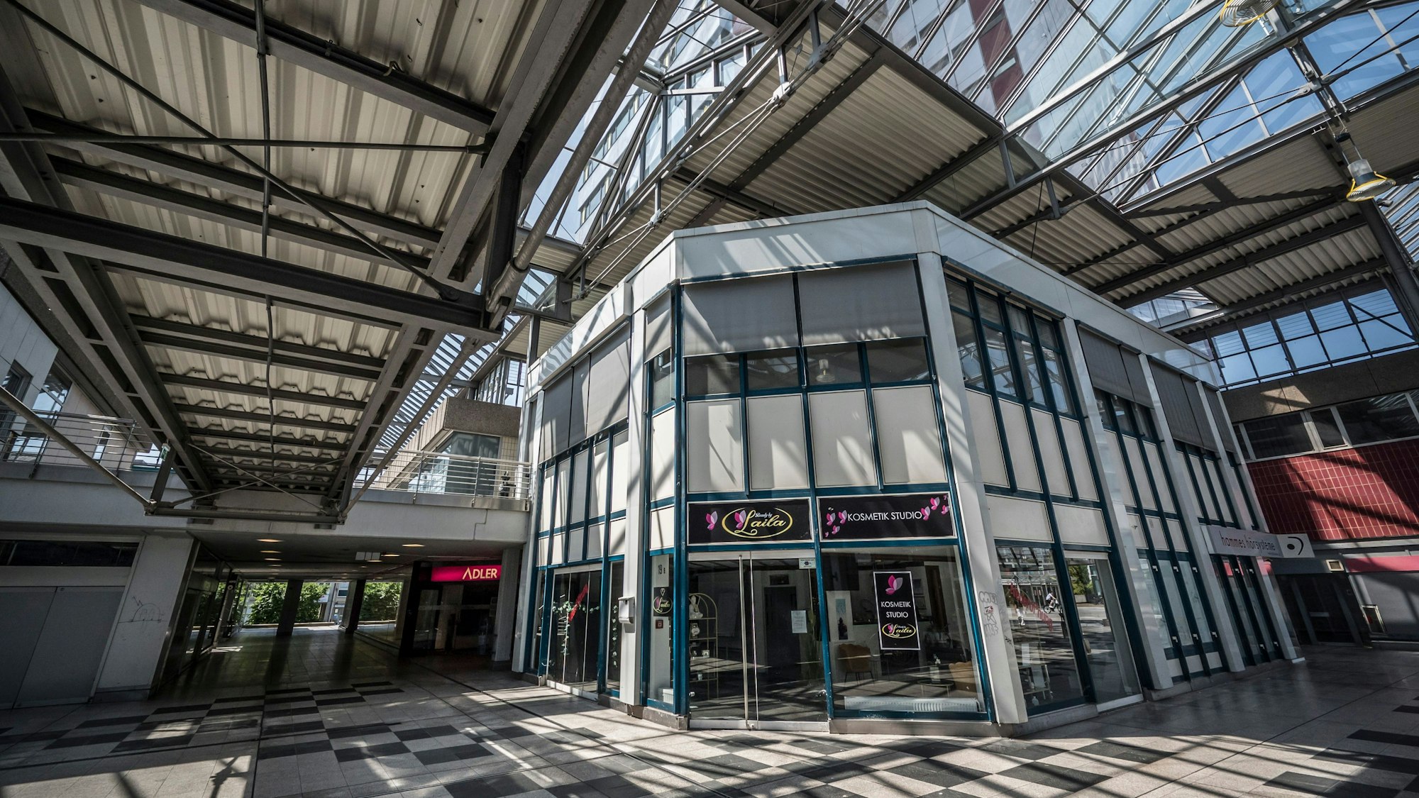 „Beauty by Laila“: Eins von zwei Ladenlokalen in der City C, die noch einem privaten Inhaber gehören.