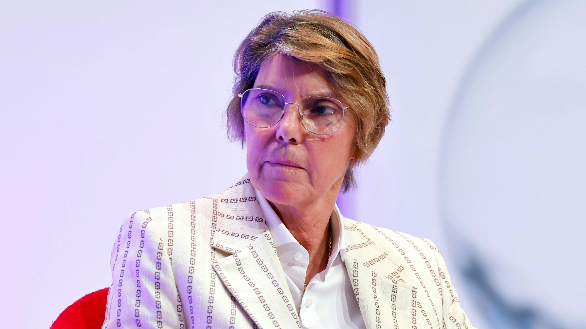 Bettina Böttinger beim Frauen-Business-Tag 2024 der IHK Köln in der Kölner Flora.