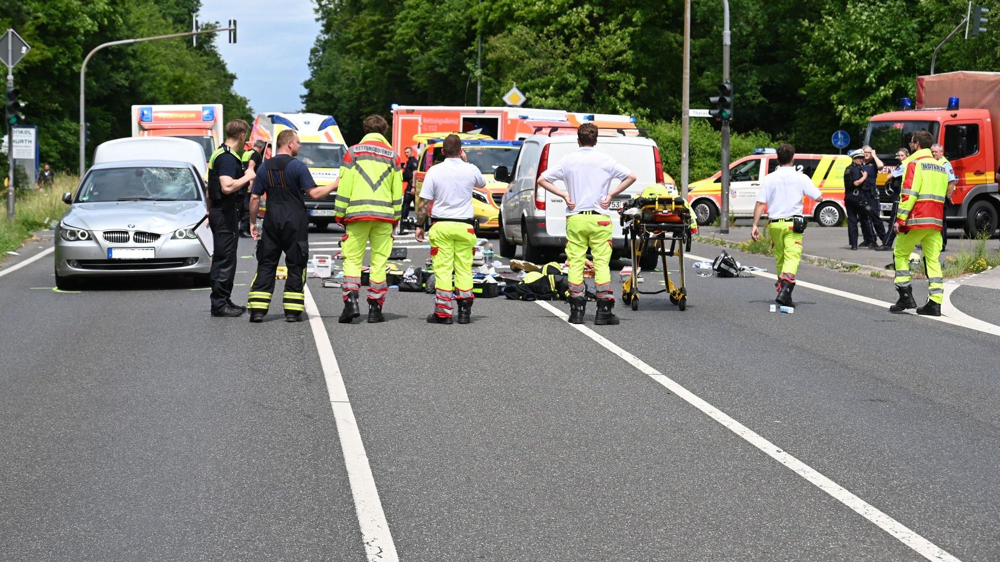 Bei einem Unfall Anfang Juni waren auf der Frechener Straße in Hürth zwei Menschen ums Leben gekommen.