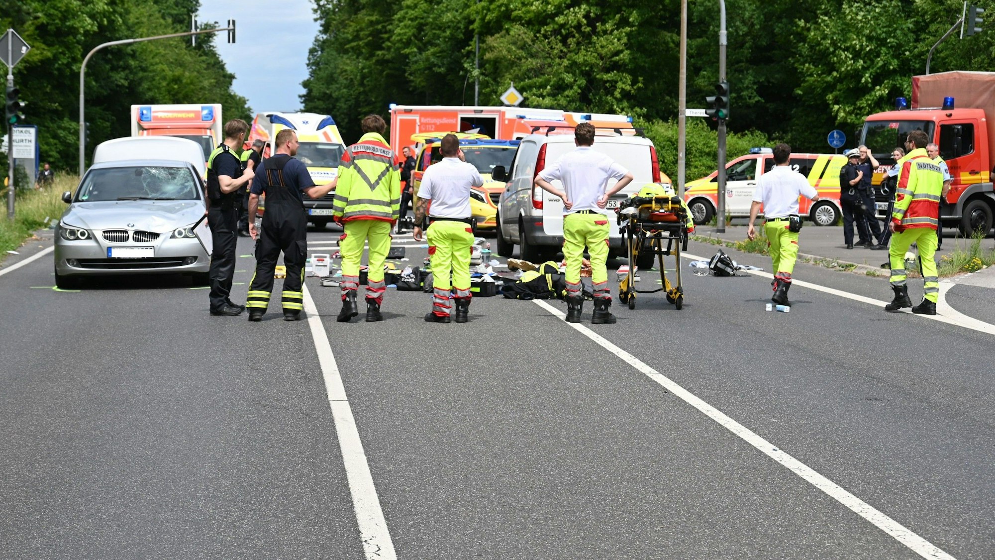 Bei einem Unfall Anfang Juni waren auf der Frechener Straße in Hürth zwei Menschen ums Leben gekommen.