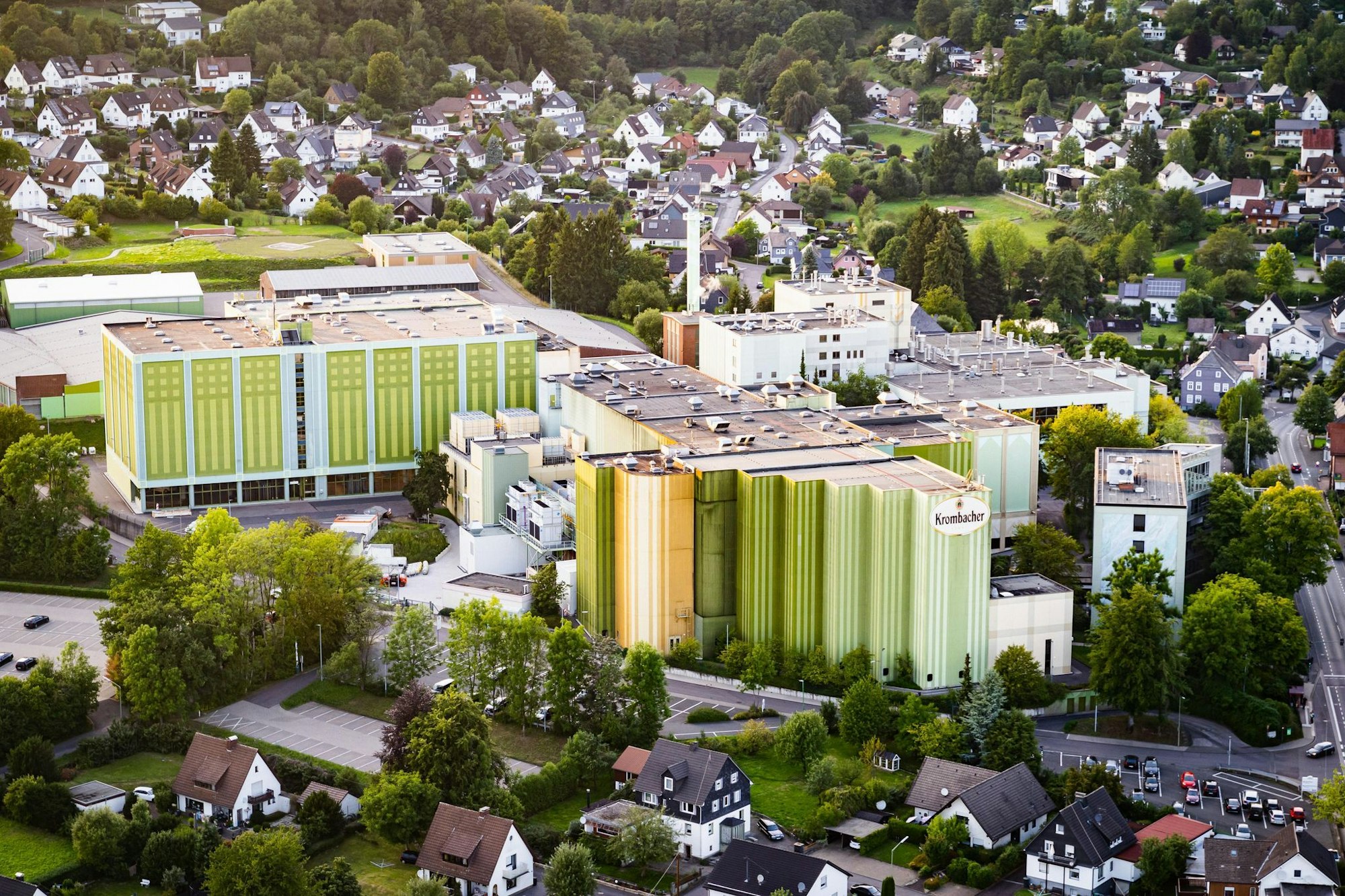 Krombacher gehört laut einer Analyse zu den 40 größten Bierherstellern weltweit. (Archivbild)