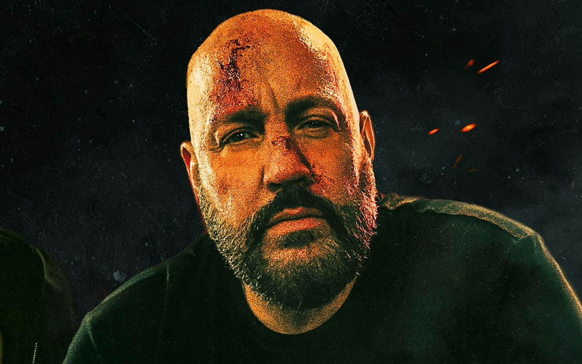 Brutaler Schläger statt verweichlichter Tollpatsch: In „Guns Up“ zeigt Kevin James sich von einer neuen Seite. (Bild: Splendid)