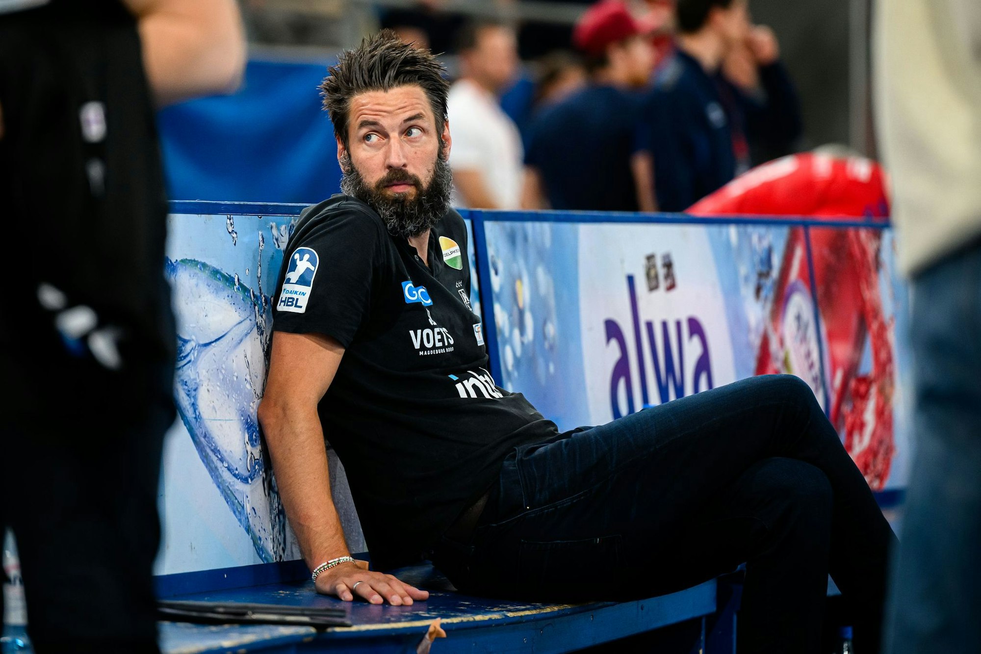 Trainer Bennet Wiegert sieht den SC Magdeburg im Halbfinale gegen den FC Barcelona nicht chancenlos.