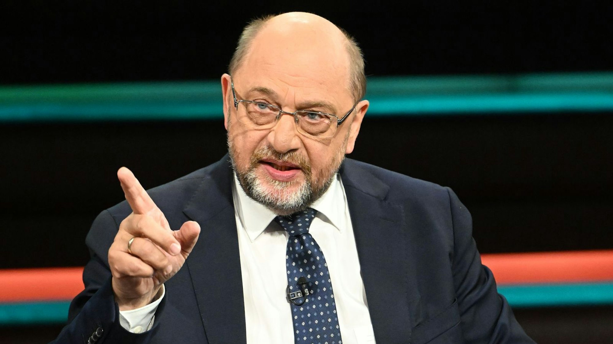 Der ehemalige SPD-Chef Martin Schulz gab bei „Markus Lanz“ zu, dass das Versagen der SPD bei der Bundestagswahl etwas mit der Performance der Ampel zu tun hatte. (Bild: ZDF / Cornelia Lehmann)