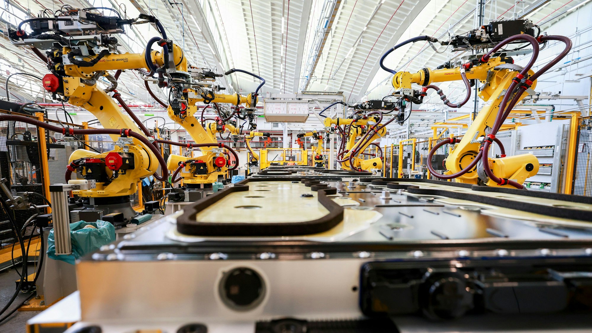 Bei Ford in Niehl ist eine neue Produktion für Autobatterien entstanden.