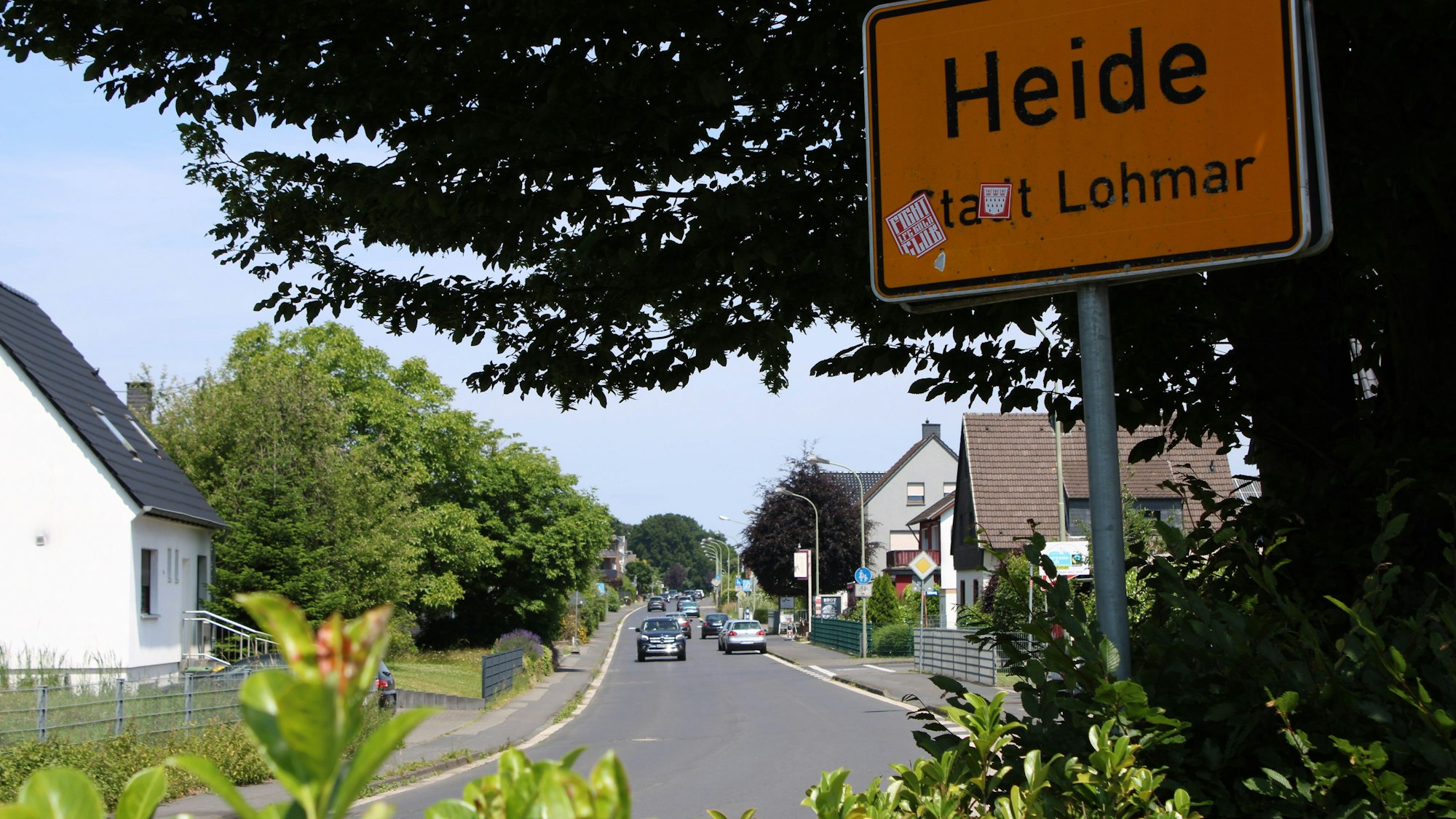 Durch alternierendes Parken und Tempo 30 soll auch die Franzhäuschenstraße in Heide sicherer für Radfahrende werden.
