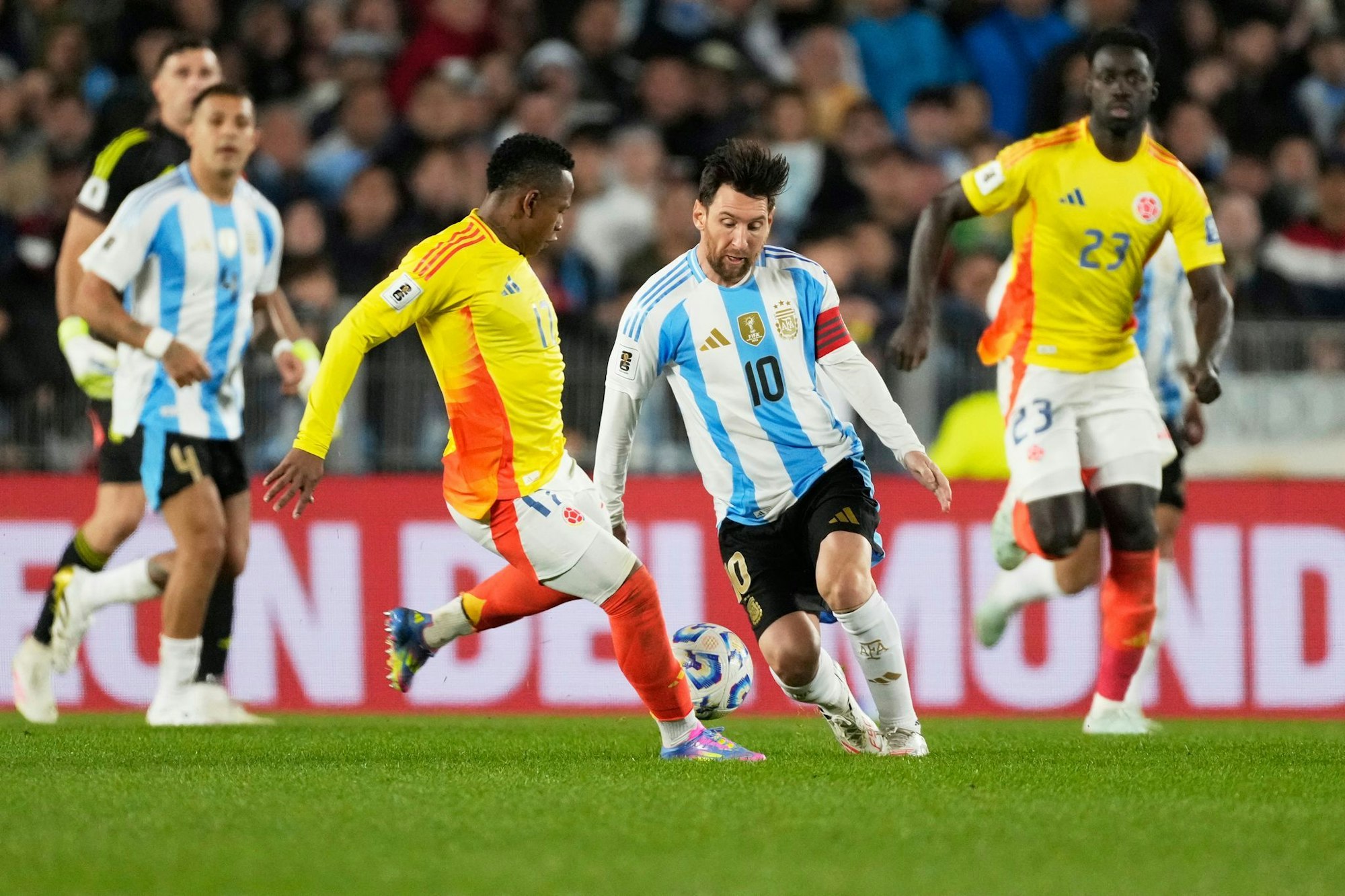 Messi stand bei der Partie gegen Kolumbien nach seiner Knieverletzung erstmals wieder von Beginn an auf dem Platz.