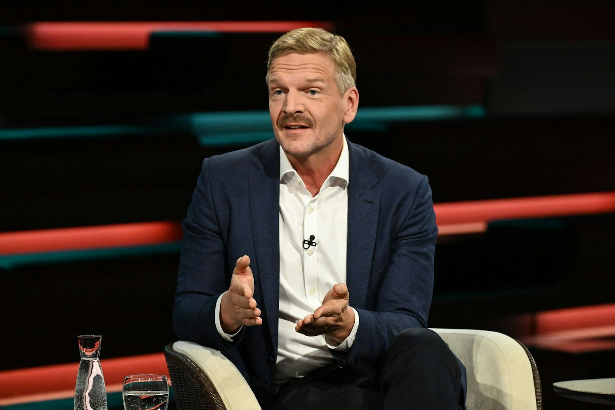 Journalist Gordon Repinski sah das Friedensmanifest einzelner SPD-Stimmen äußerst kritisch und warnte: „Es ist auch ein Angriff auf Lars Klingbeil.“ (Bild: ZDF / Cornelia Lehmann)