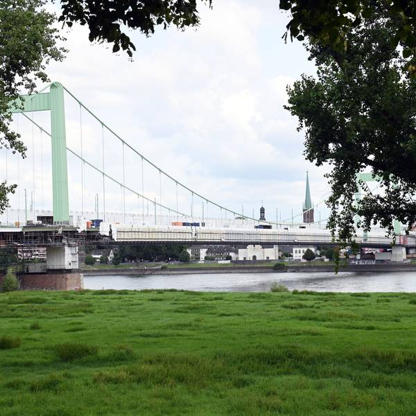 24.07.2024 Köln. Die Mülheimer Brücke. Foto: Alexander Schwaiger