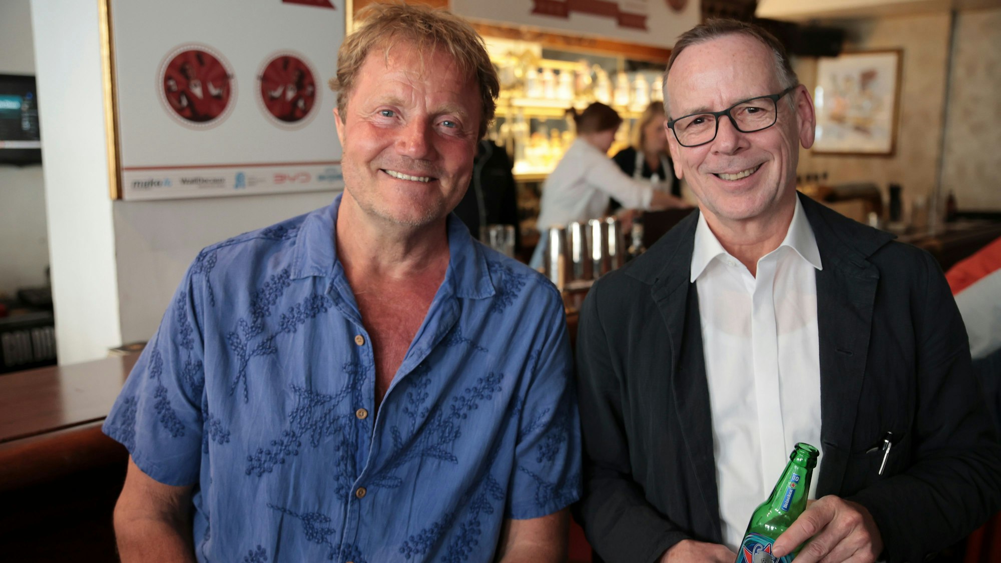 11.06.205, Köln:Axel Brinkmann und Thomas Hackenberg ( Moderator und Comediam). Bar de Cologne. Networking Concept in der Lorbass Bar. Foto:Dirk Borm