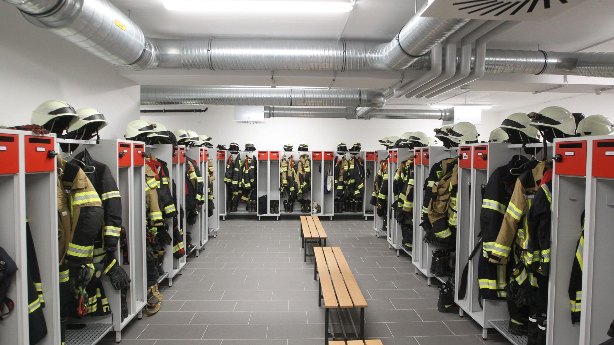 Modern gestaltet ist das neue Feuerwehrhaus.