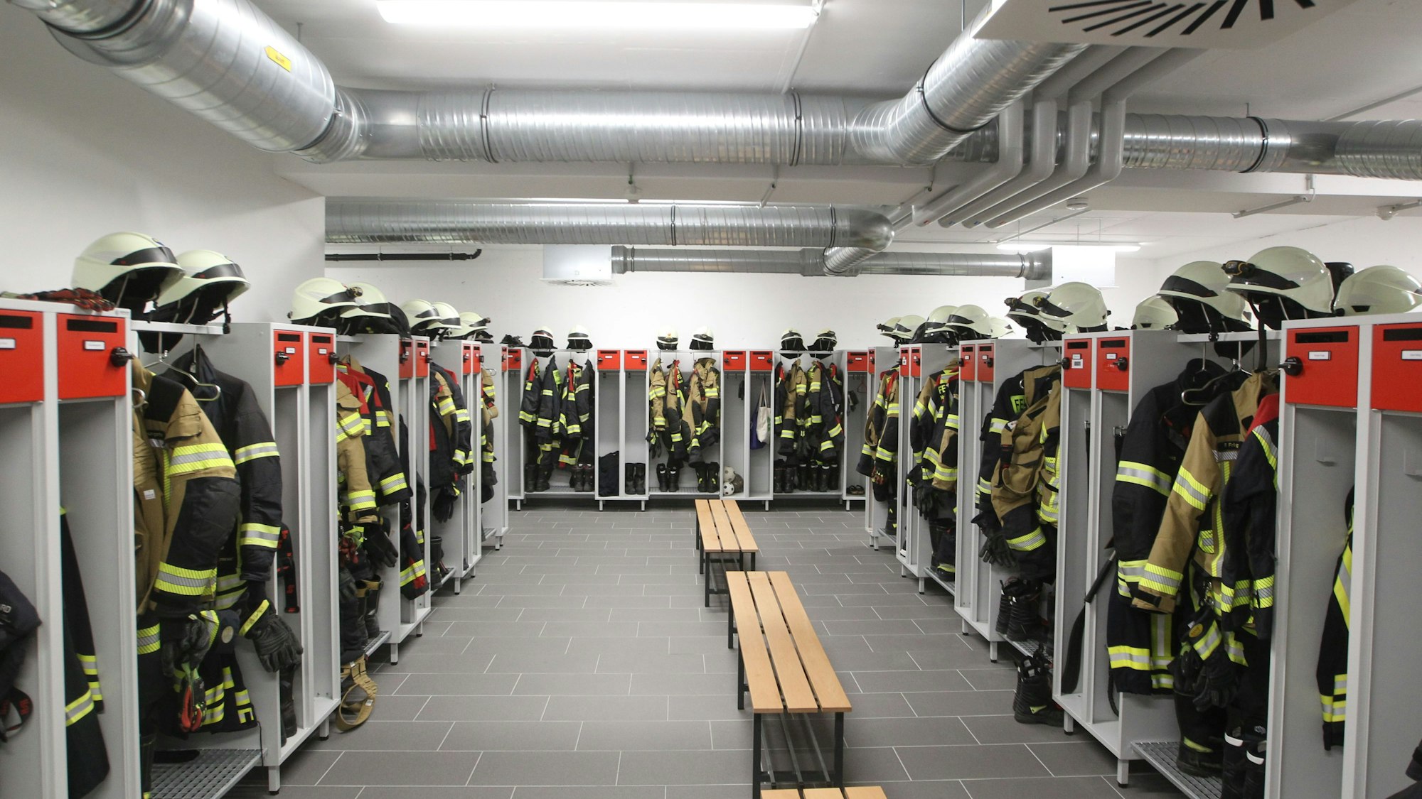 Modern gestaltet ist das neue Feuerwehrhaus.