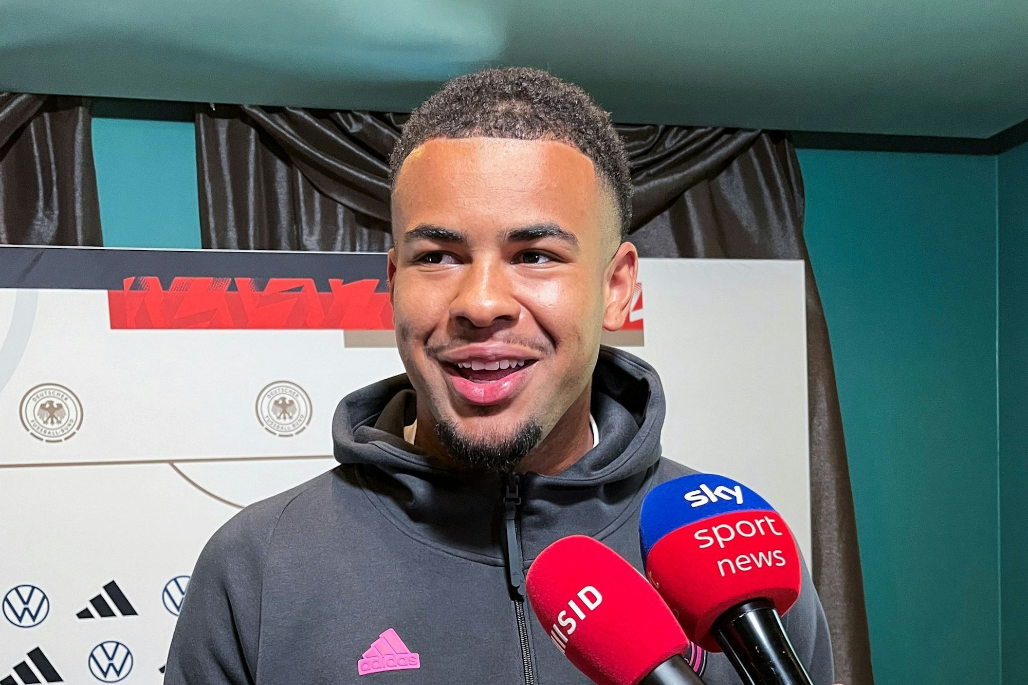 U21-Nationaltorhüter Noah Atubolu ist kein Fan der neuen Torwartregel.