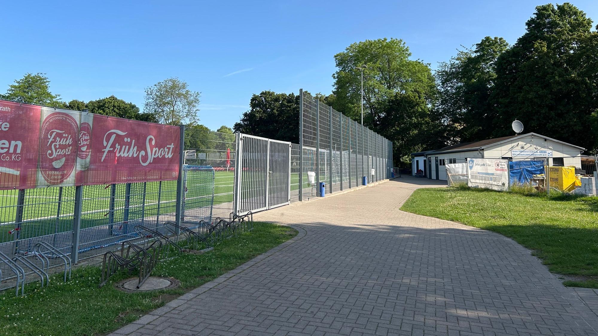 Der Trainer leitet inzwischen wieder Einheiten mit Kindern und Jugendlichen.