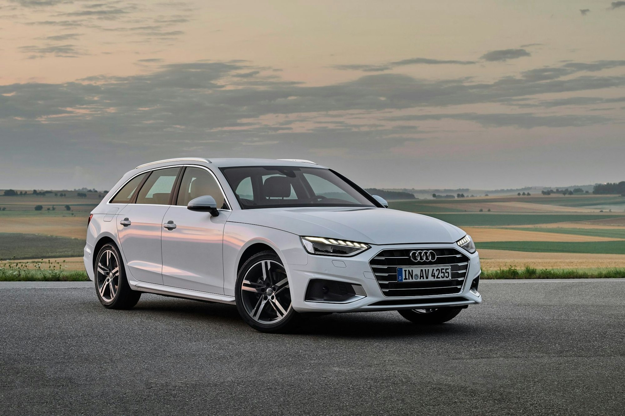 Weiße Weste? Der Audi A4 hat Nehmerqualitäten - ein paar Dinge sollten vor einem Gebrauchtkauf dennoch penibel gecheckt werden.