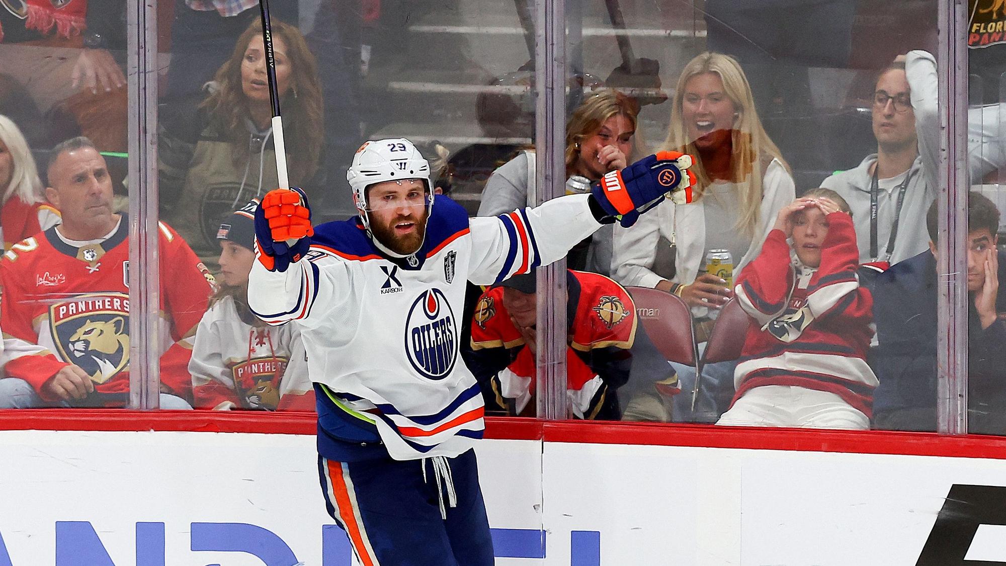 Lässt sich feiern: Leon Draisaitl von den Edmonton Oilers.