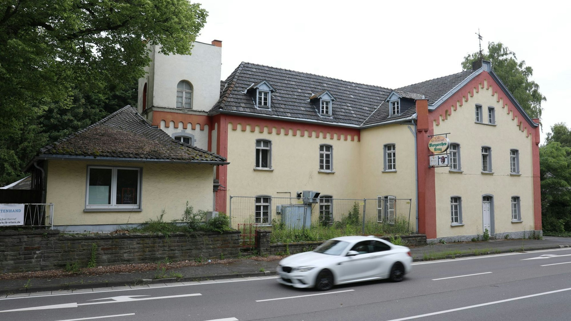 Das Restaurant Margarethenkreuz liegt an der L331.