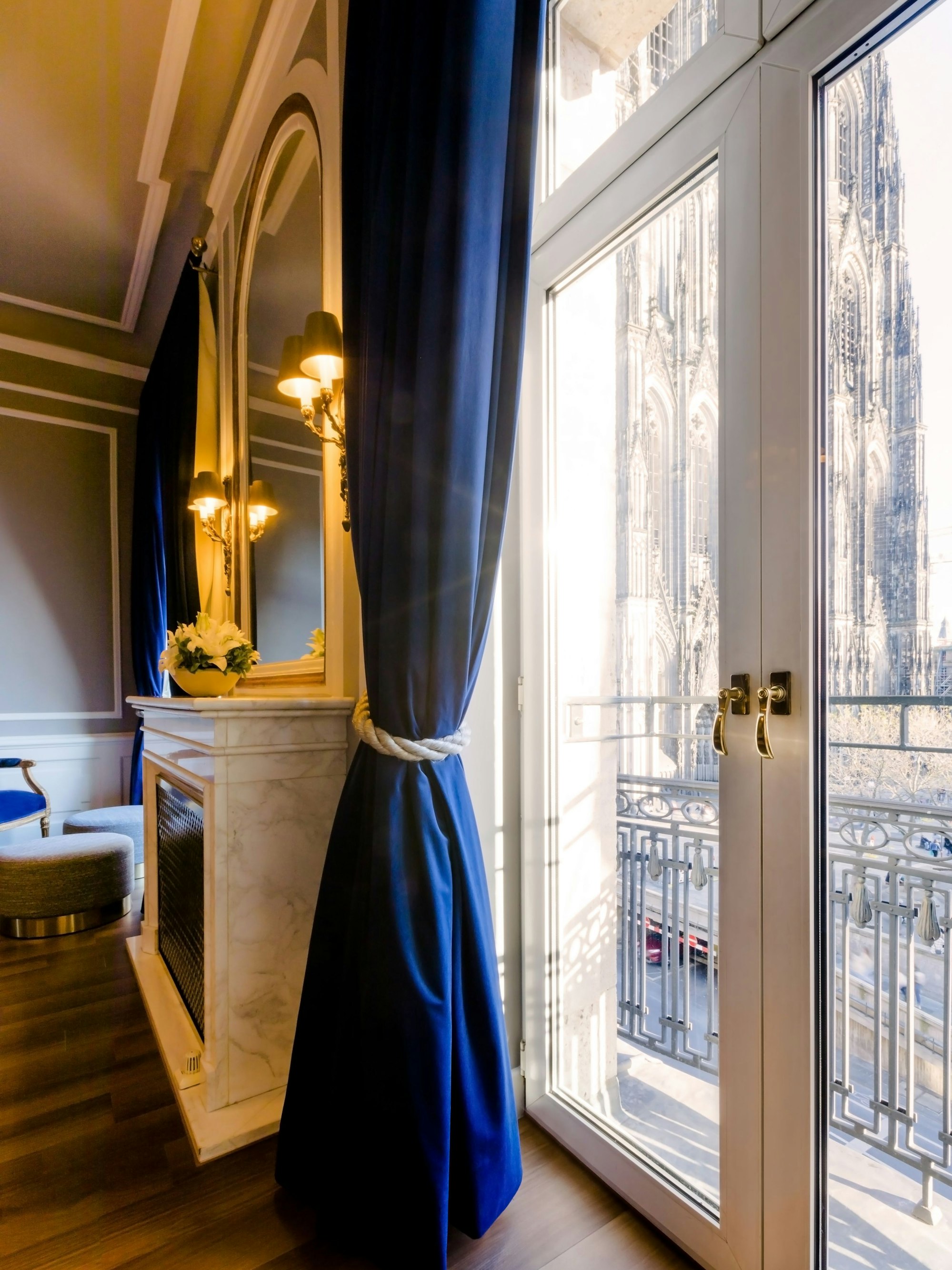 Eine der neugestalteten Suiten mit Dom-Blick