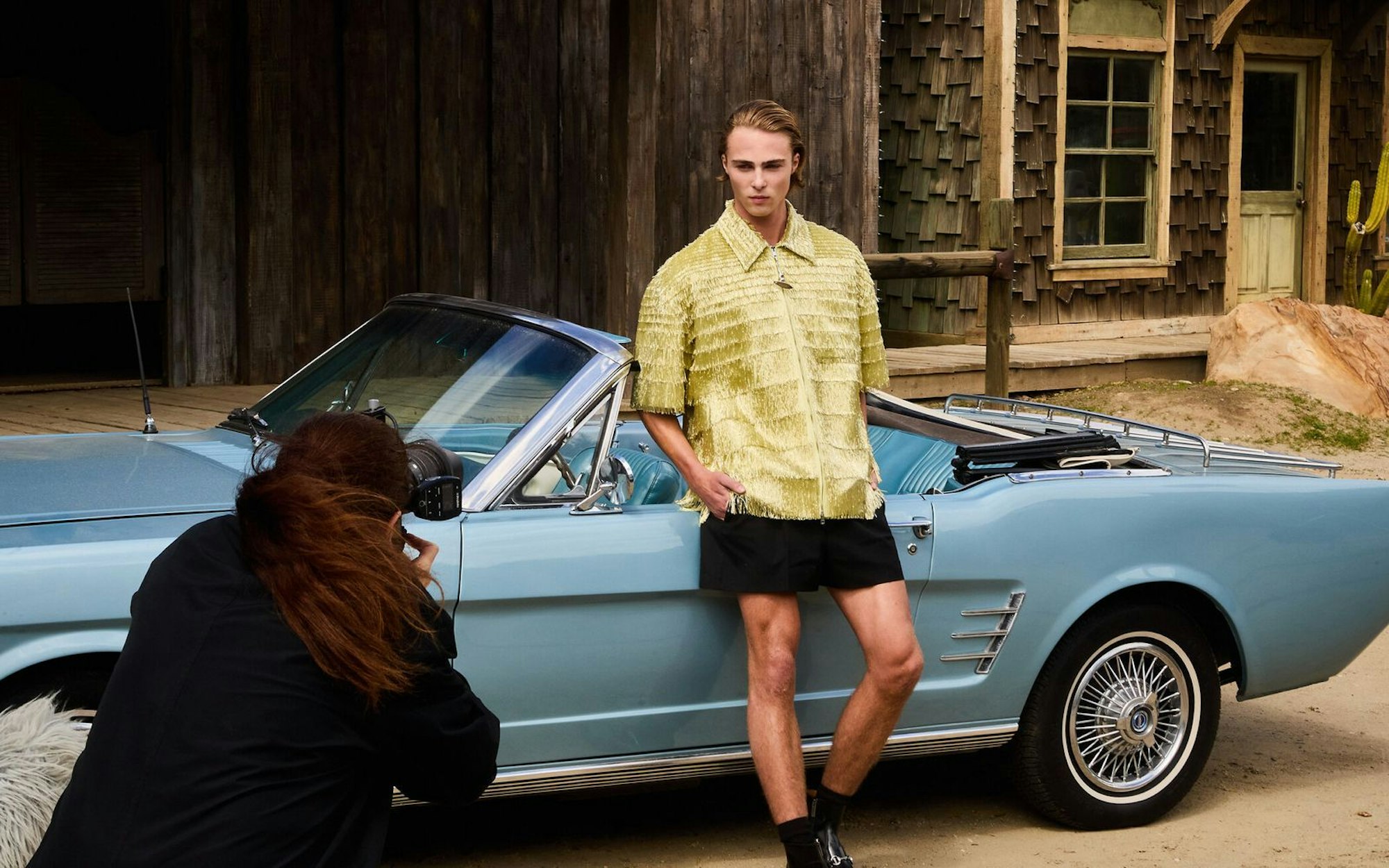 Ein „Naturtalent“: Küken Moritz war auch beim Cover-Shooting ganz cool. „Wir müssen gar nicht viel sagen. Er macht alles alleine“, freute sich Kerstin Schneider. (Bild: ProSieben/Max Montgomery)