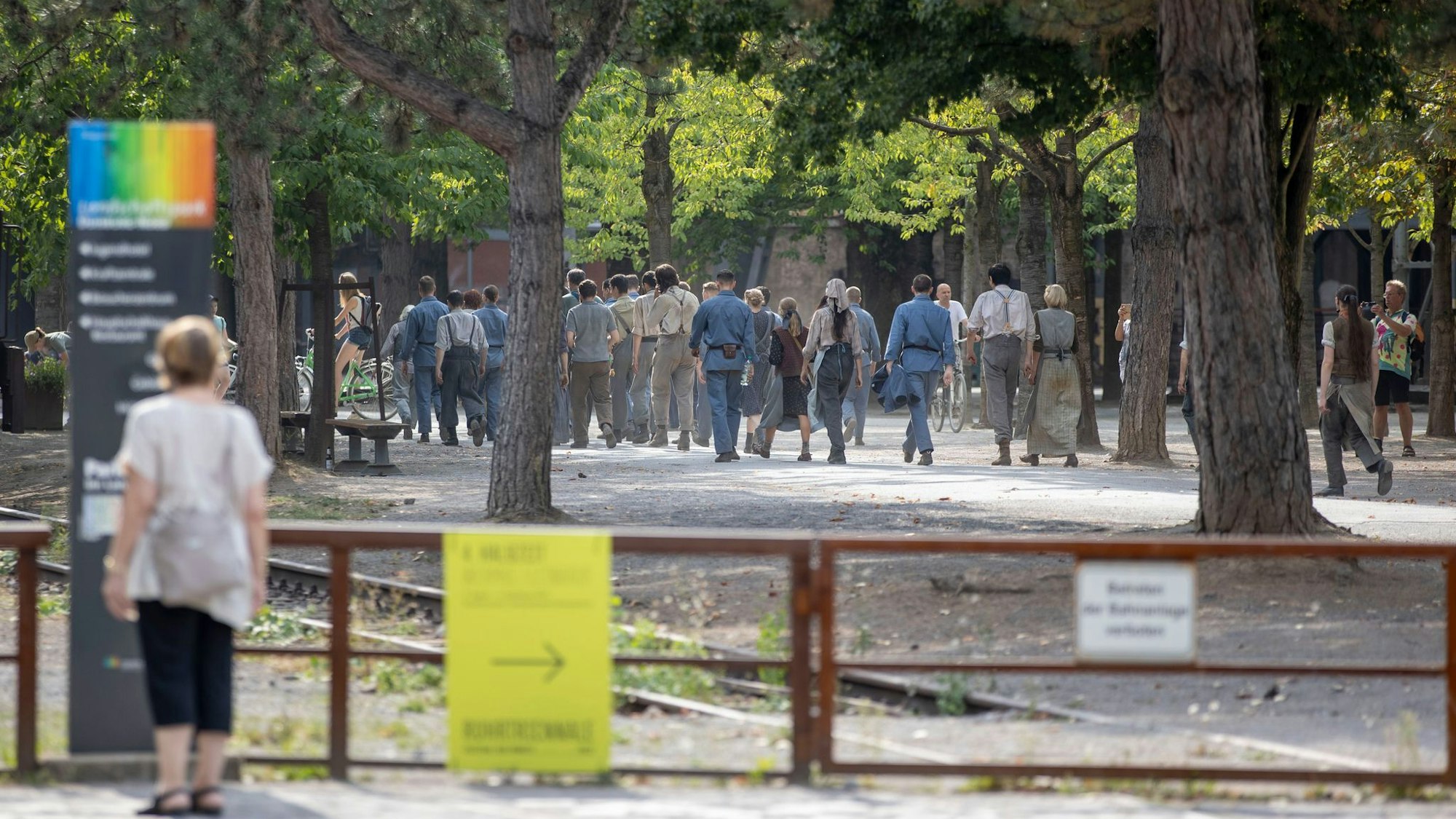 In NRW werden wieder Komparsen für Dreharbeiten gesucht (Archivbild).