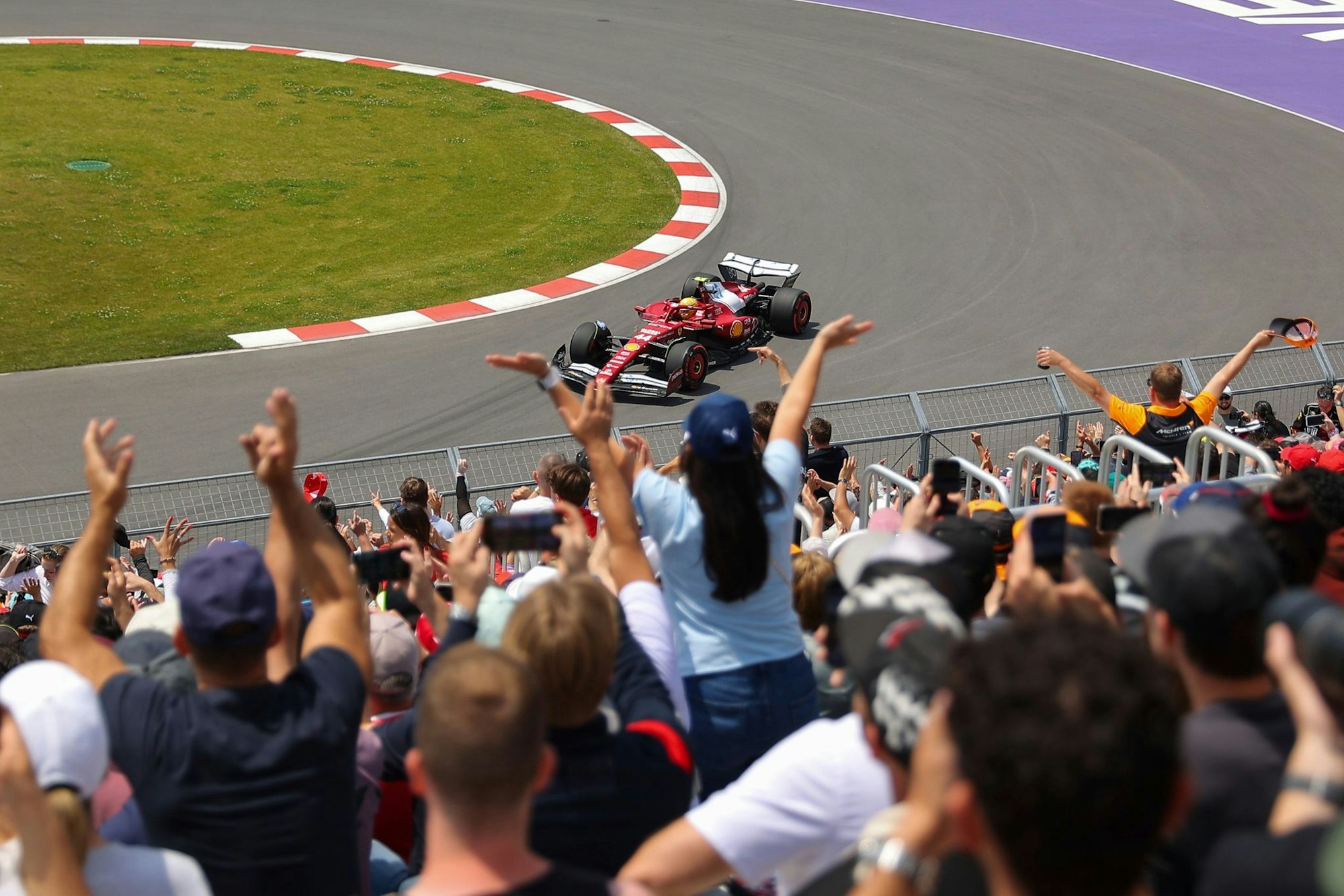 Lewis Hamilton auf der Strecke in Kanada.