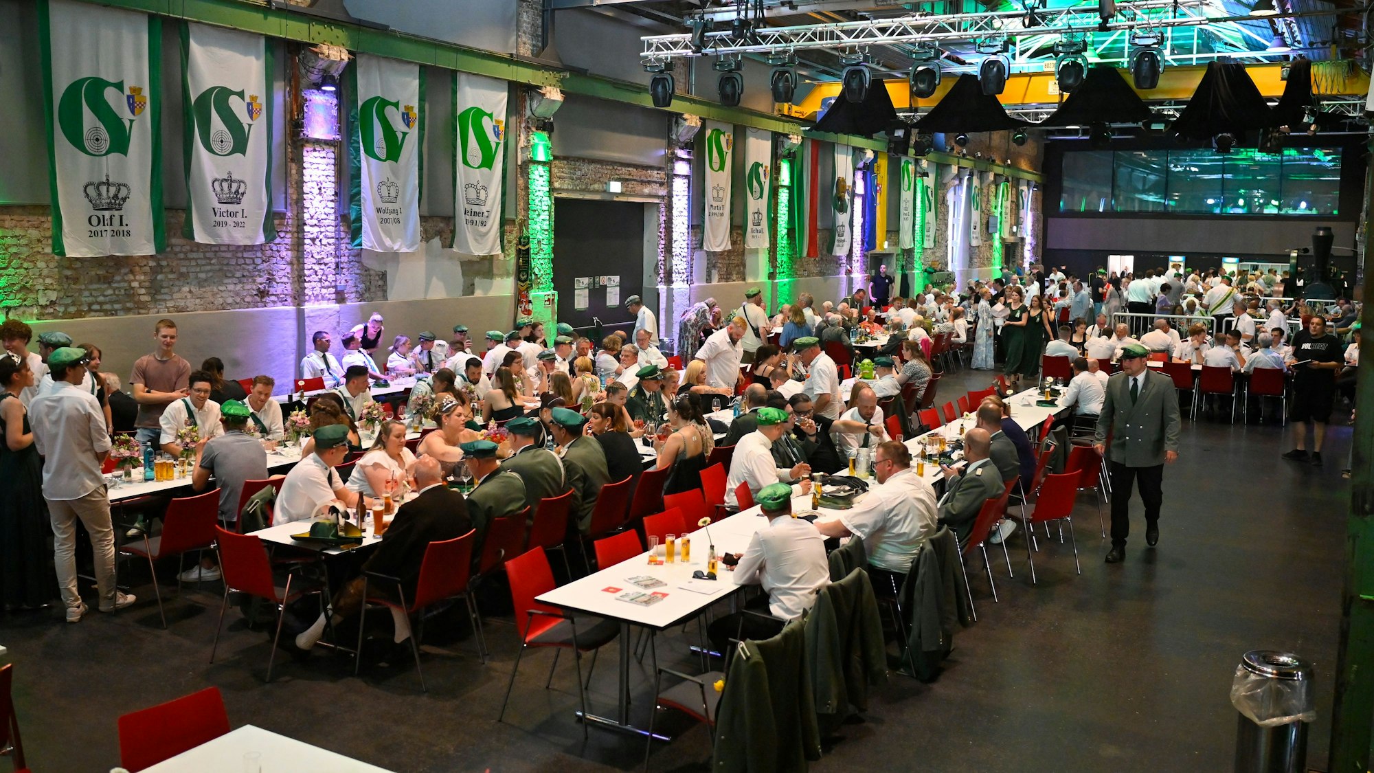 Die Gummersbacher Schützen in der Halle 32.