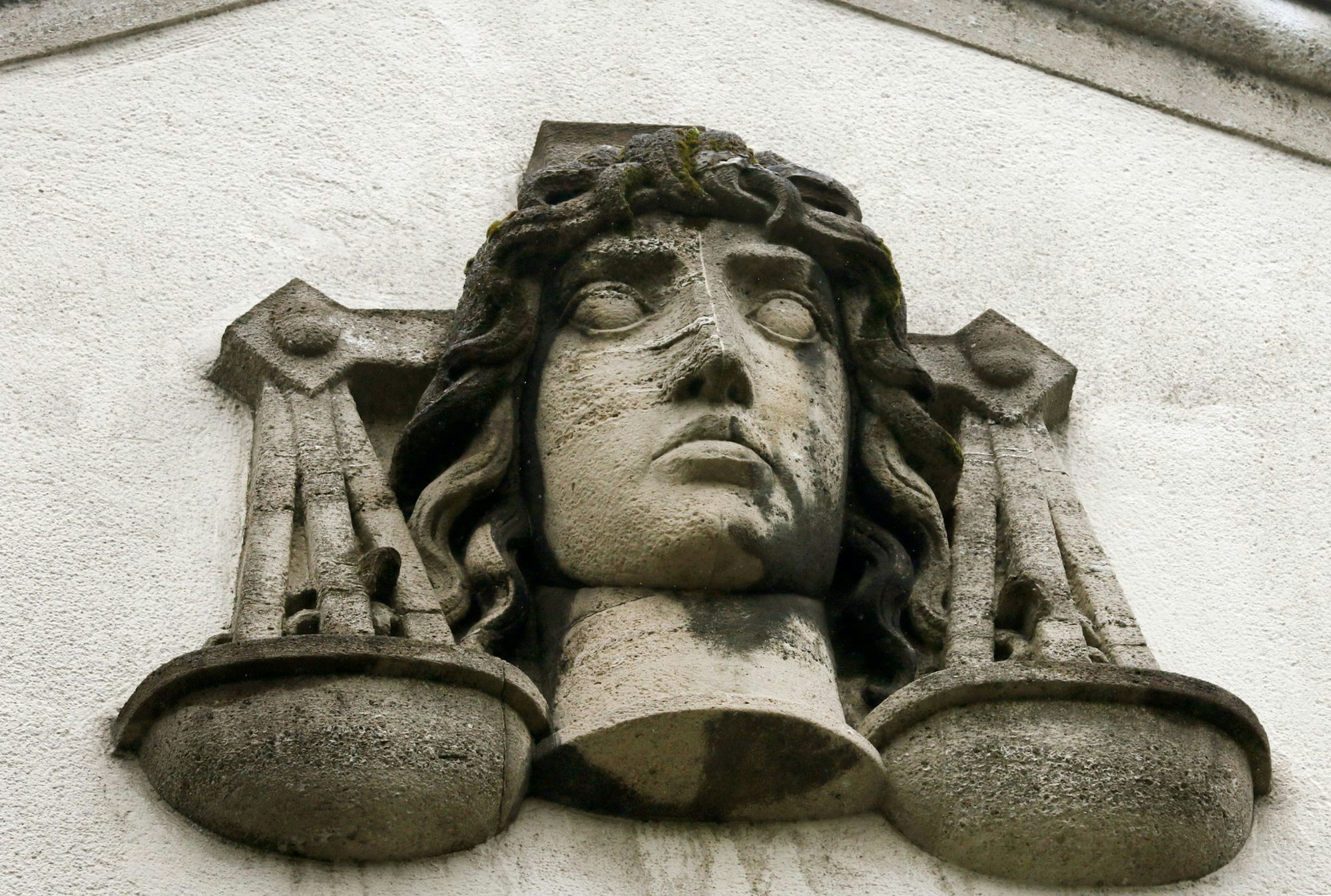 Ein 35-Jähriger kam nach dem verdächtigen Ansprechen von Kindern in Untersuchungshaft. (Symbolbild)