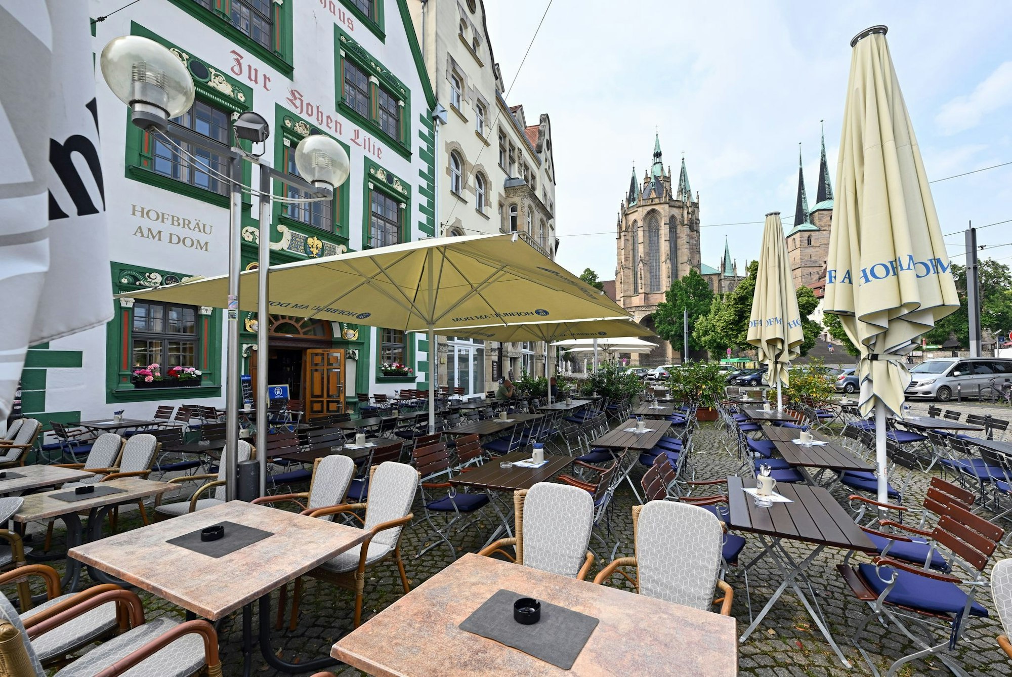 Die Gastronomen erleben schwierige Zeiten - weil viel Menschen in Deutschland sparen und nur zurückhaltend konsumieren.