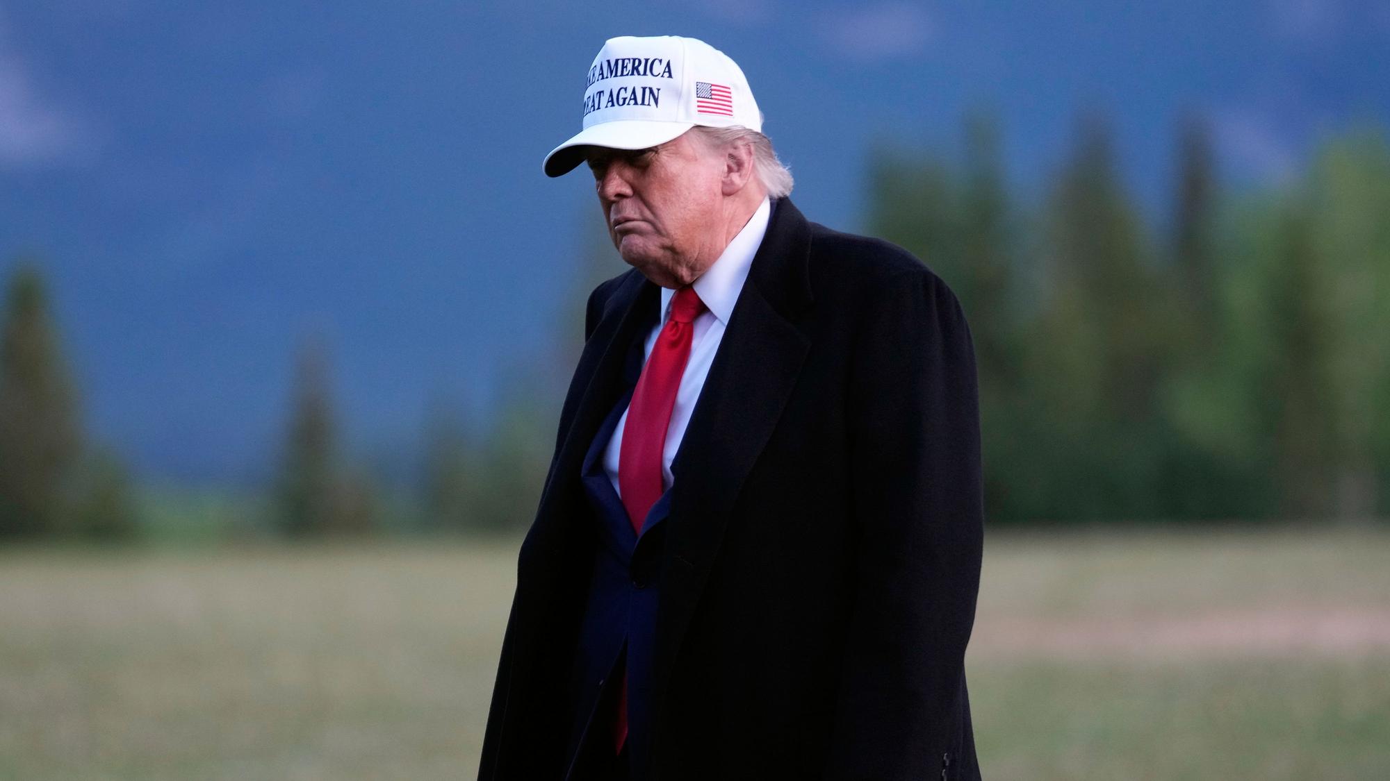 US-Präsident Donald Trump trifft beim G7-Gipfel in Kananaskis ein.