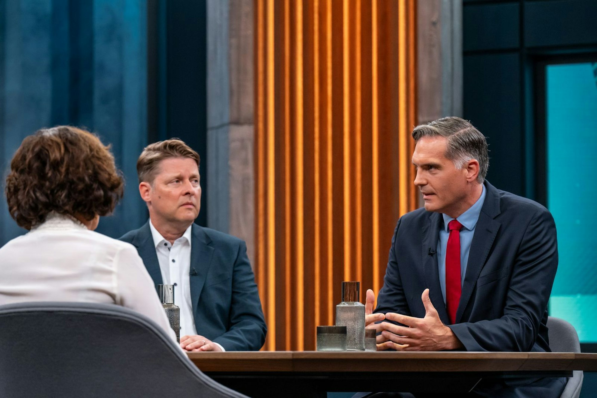 CNN-Korrespondent Frederik Pleitgen gab eine Einschätzung über den Aufwand ab, der hinter der israelischen Militäroperation steckte. (Bild: ARD/Thomas Ernst)