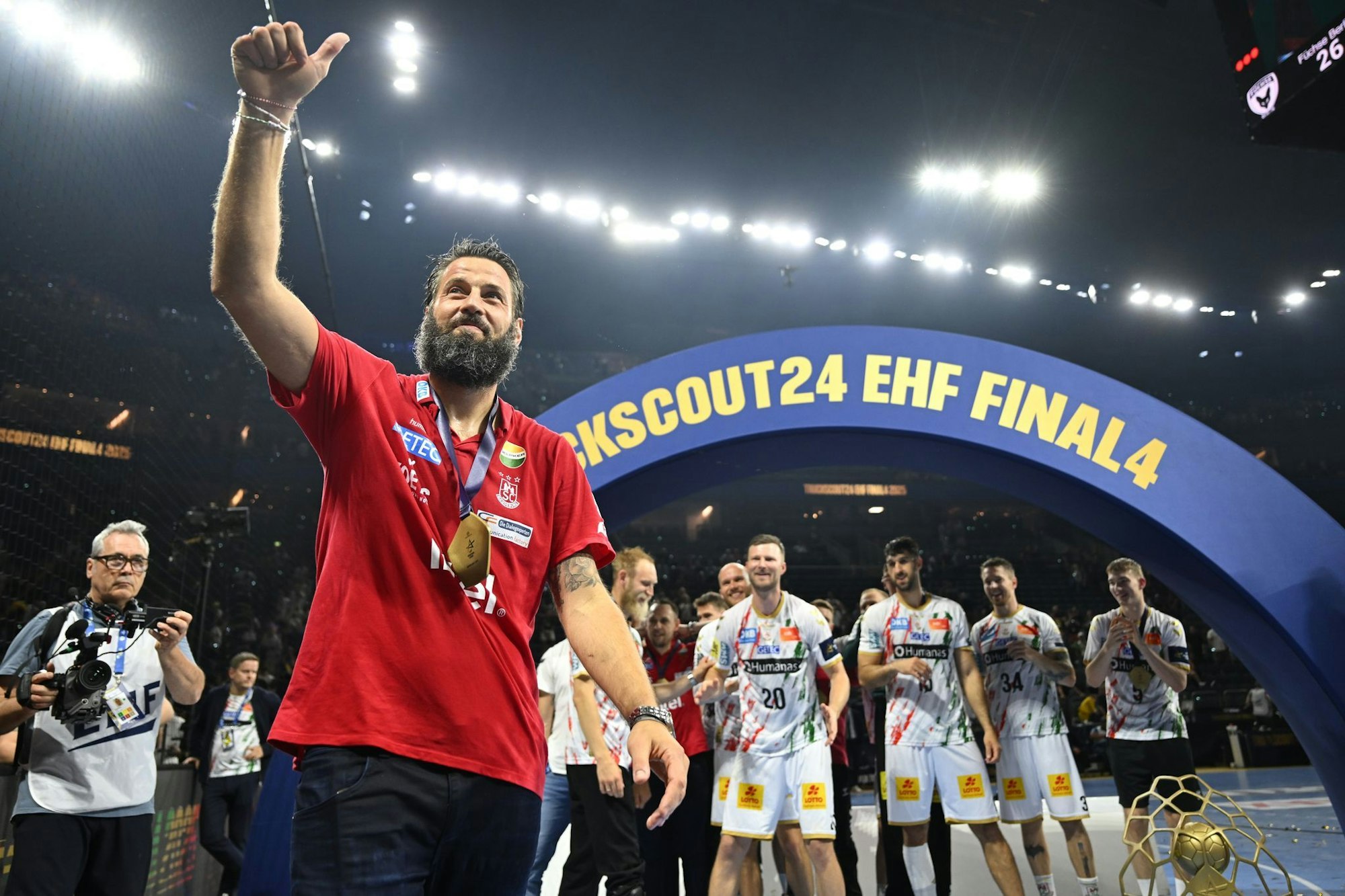 Holte den zehnten Titel in seiner Amtszeit als Trainer des SC Magdeburg: Bennet Wiegert.