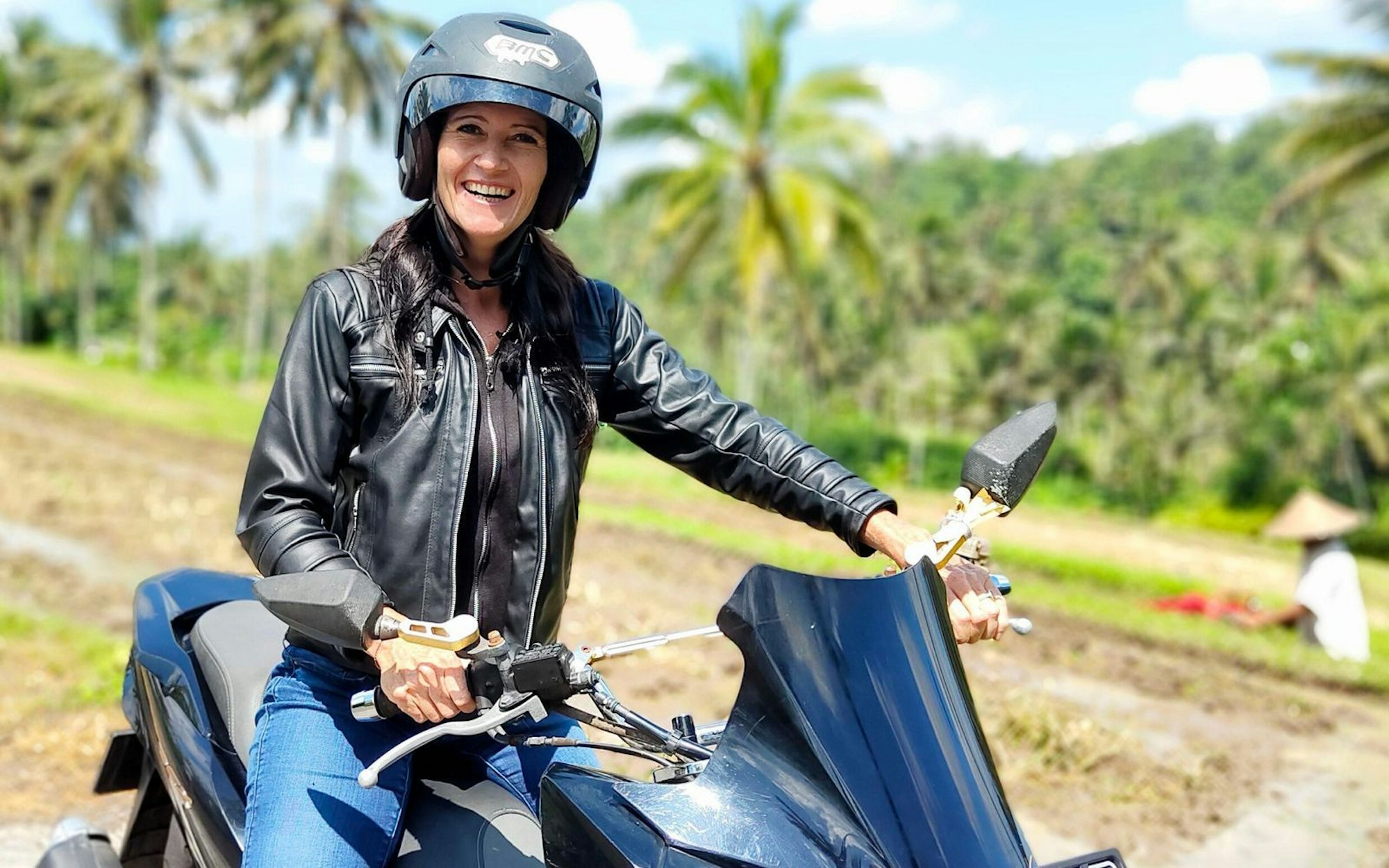 Lebt seit 18 Jahren auf Bali: „Bauer sucht Frau International“-Kandidatin Carmen. (Bild: RTL)