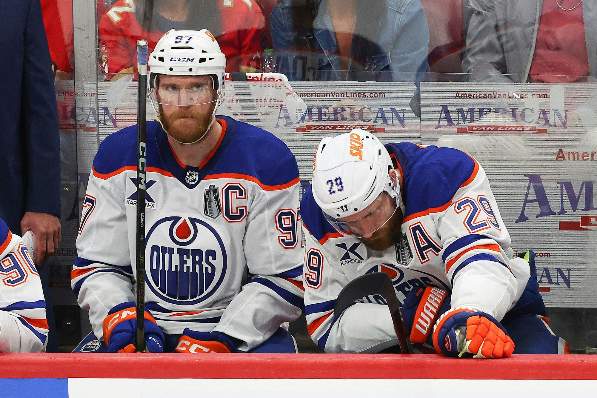 Connor McDavid und Leon Draisaitl von den Edmonton Oilers.