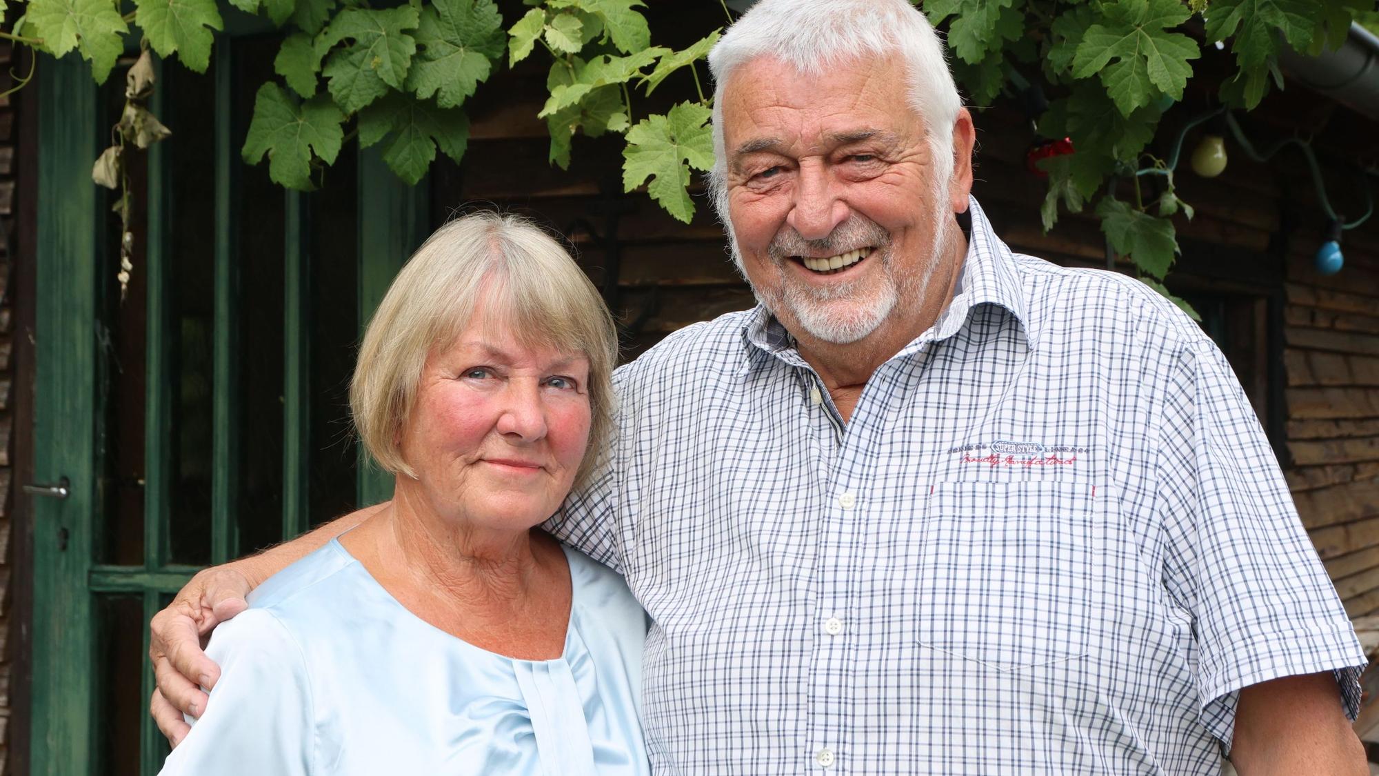 Damals wie heute ein schmuckes Paar sind Doris und Gerhard Dittich aus Nümbrecht. Heute feiern die beiden ihre Goldhochzeit, sie leben in Nümbrecht Winterborn.