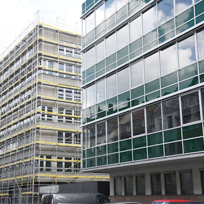 Die ehemalige Kaufhof-Zentrale auf dem Areal an der Leonhard-Tietz-Straße