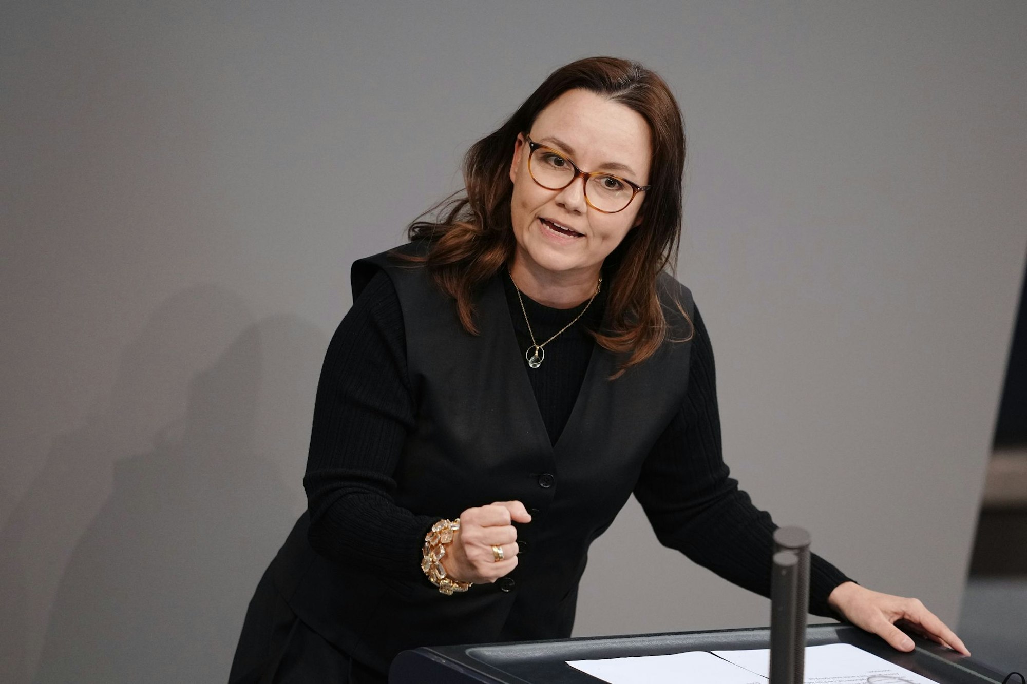 Die Ehefrau des ehemaligen SPD-Bundesvorsitzenden und Vizekanzlers Franz Müntefering (85) tritt die Nachfolge des bisherigen Geschäftsführers und Vorstandssprechers Björn Böhning an.