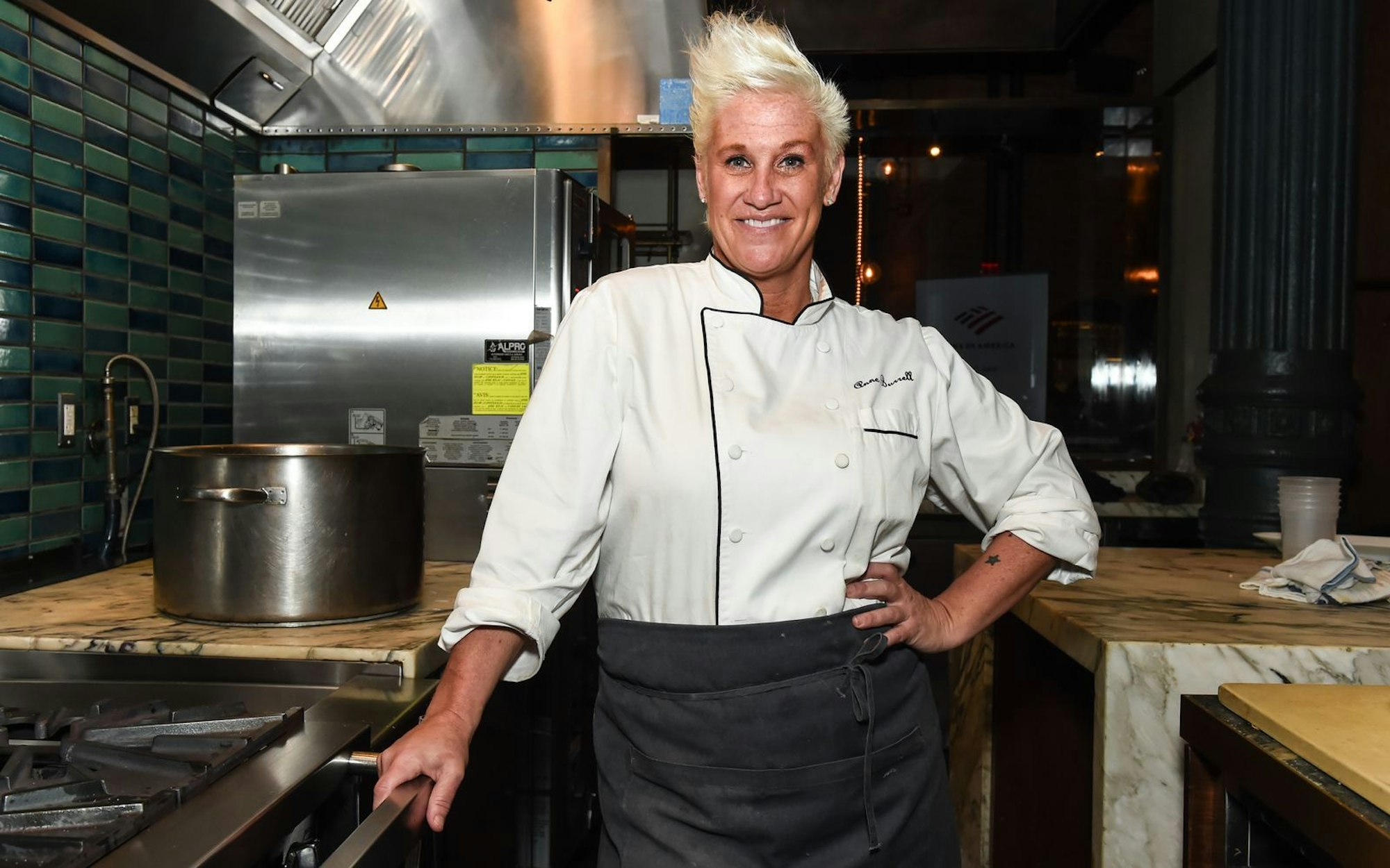 Anne Burrell (55) war ein Star im amerikanischen Kochfernsehen. (Bild: 2019 Getty Images/Daniel Zuchnik)