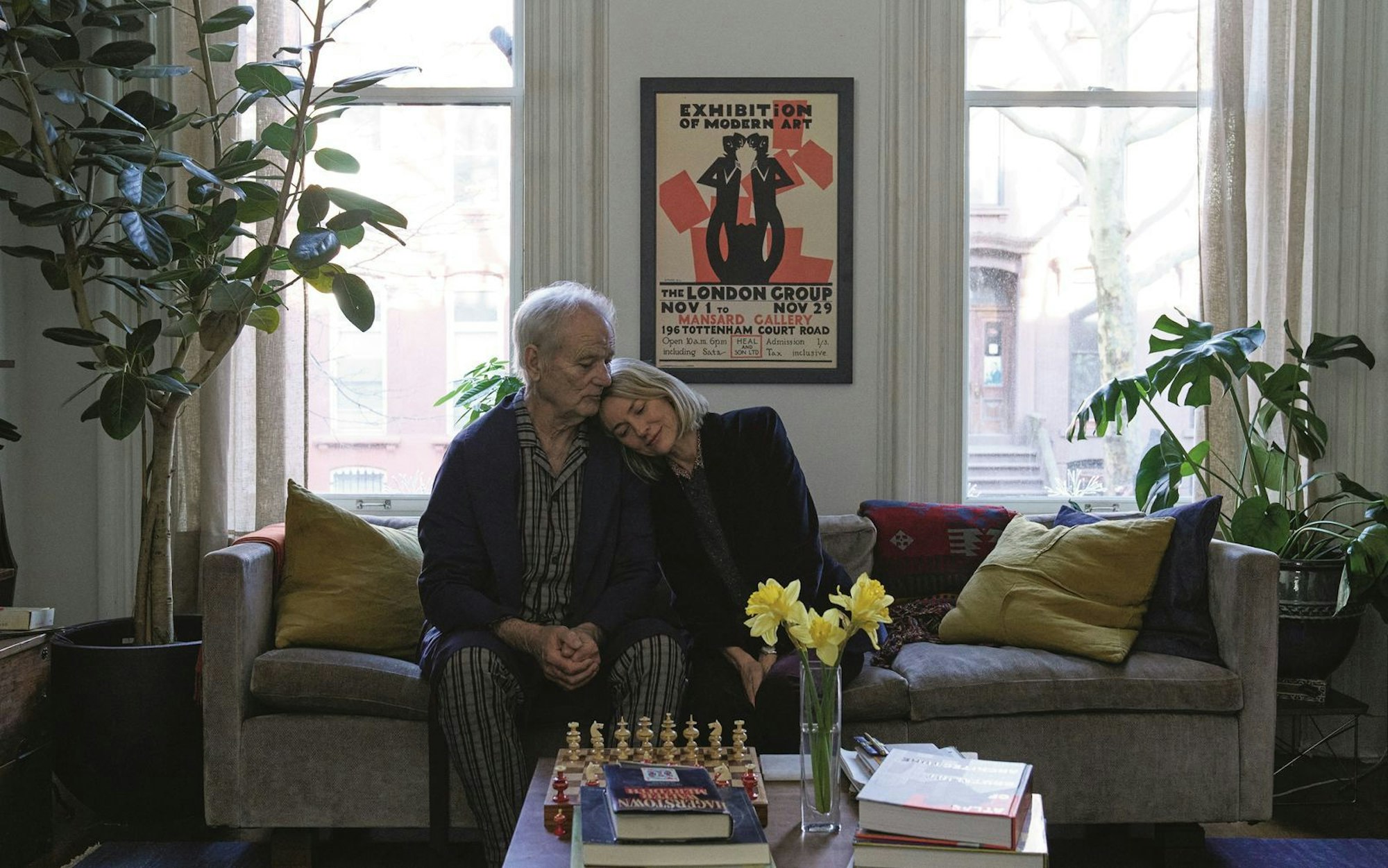 Iris (Naomi Watts) und Walter (Bill Murray) verbindet eine tiefgehende Freundschaft. Als Walter stirbt, vermacht er Iris seinen Hund. (Bild: Universal/Modified by Dalim Software)