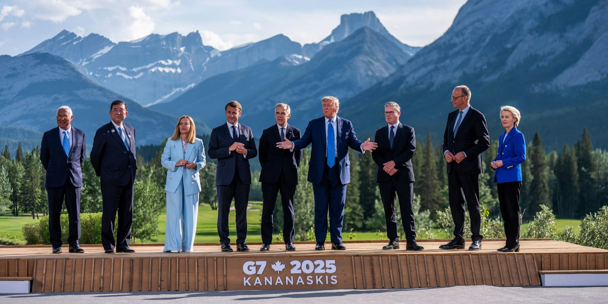Da waren sie noch vollständig: das «Familienfoto» mit US-Präsident Trump.