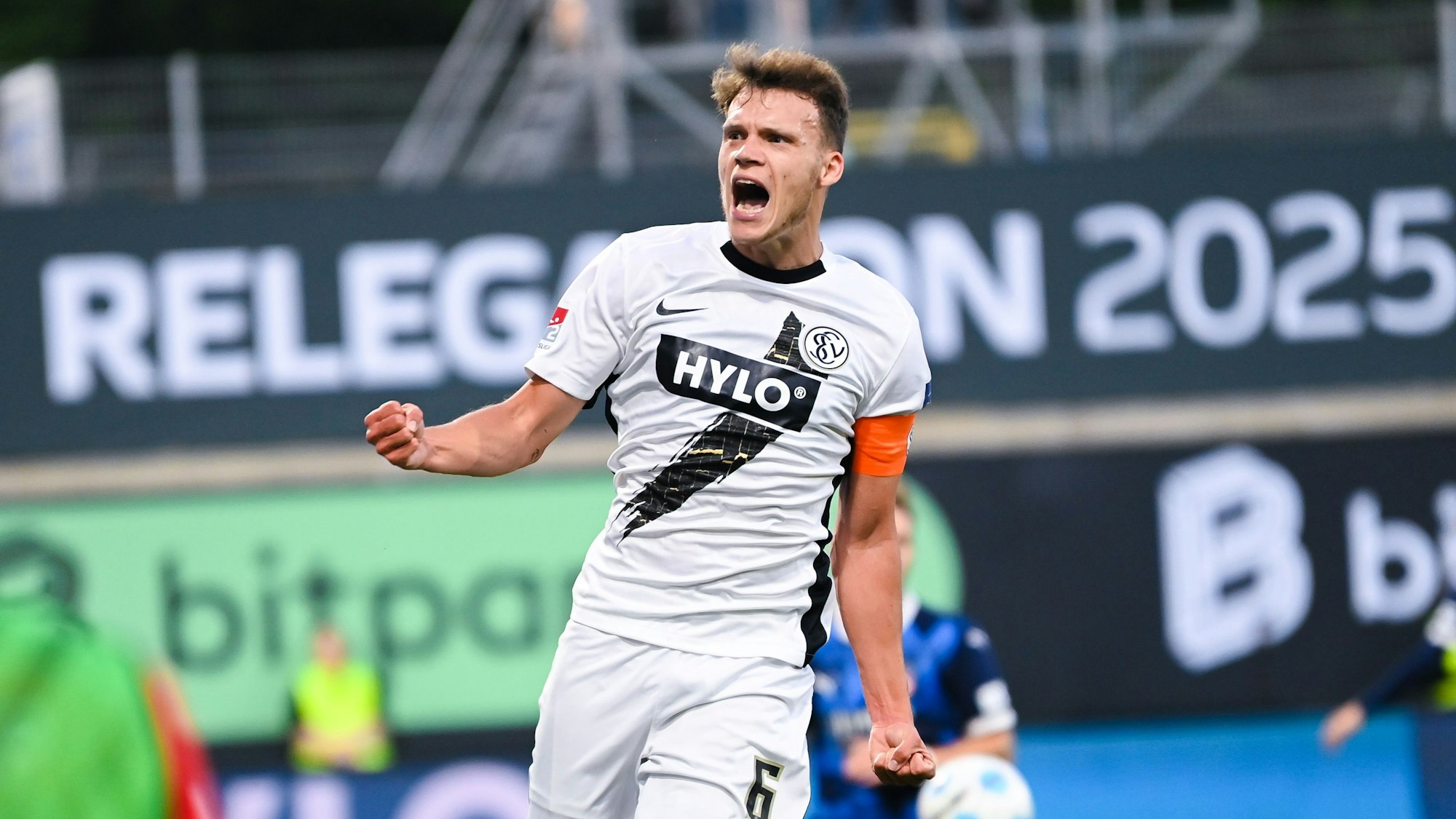Robin Fellhauer weckt Interesse: Der Kapitän der SV Elversberg steht beim 1. FC Köln offenbar auf der Liste.