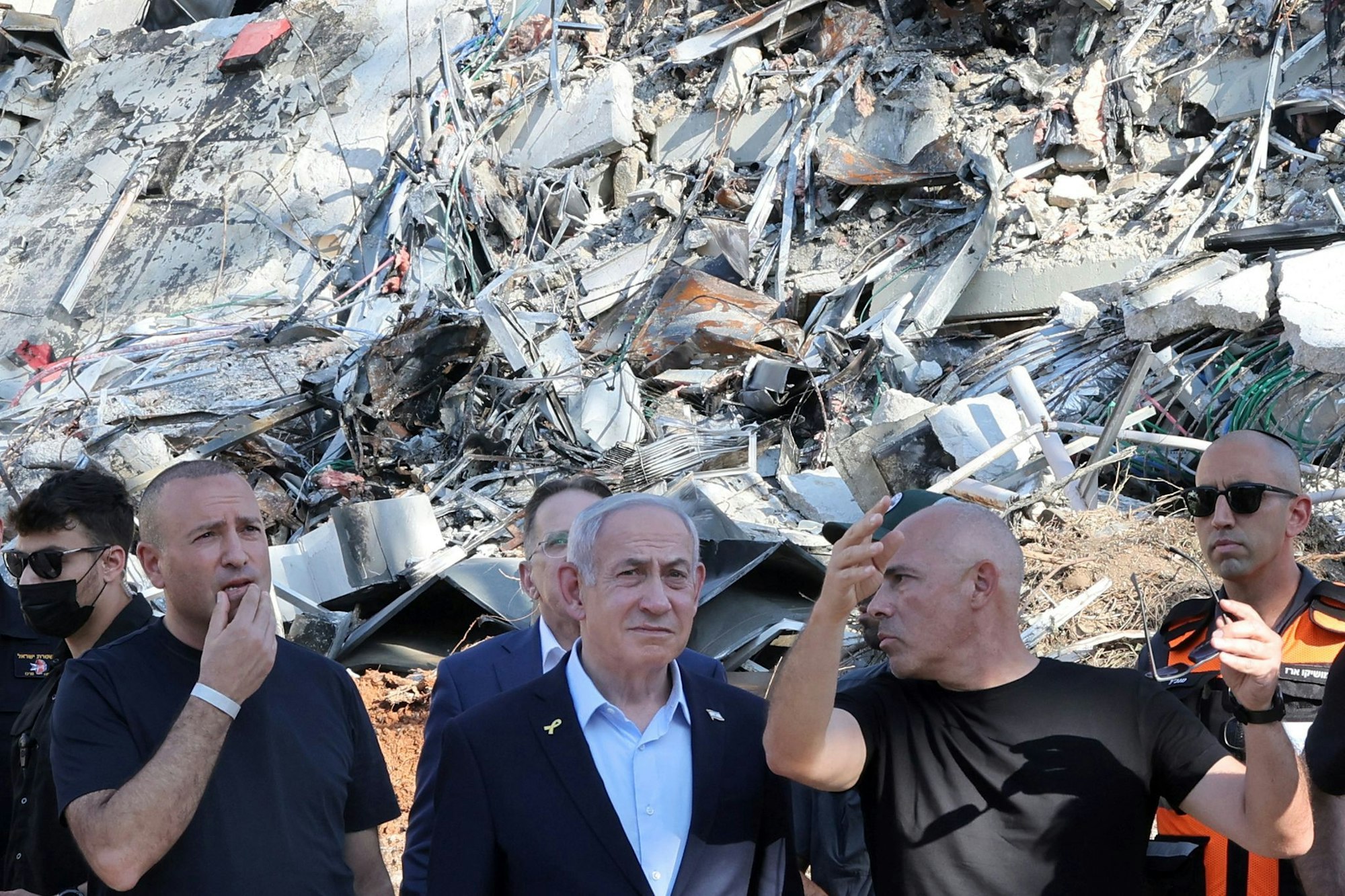 Israels Ministerpräsident Benjamin Netanjahu äußert sich zu den anhaltenden Raketenangriffen aus dem Iran