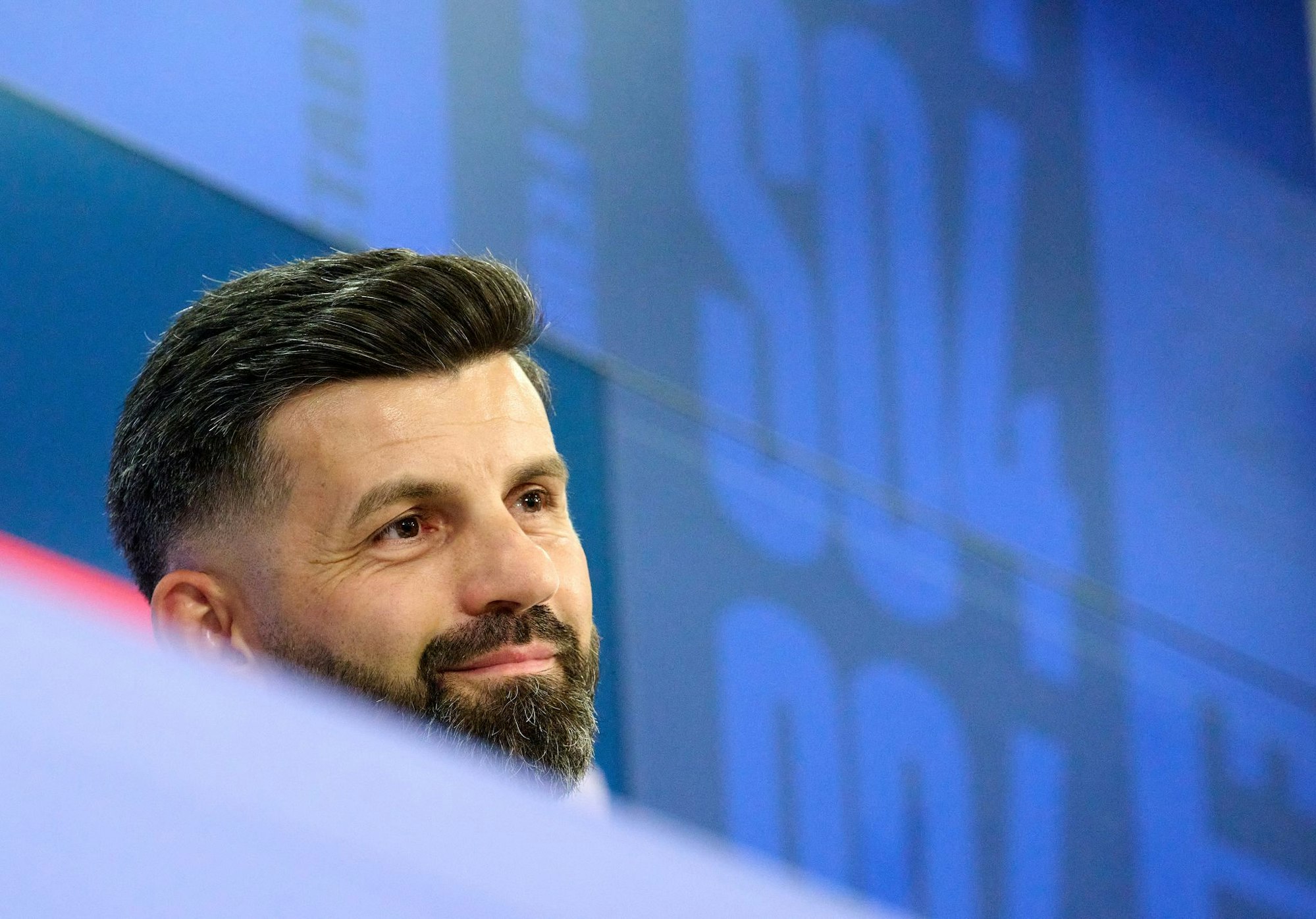 Miron Muslic hat sich offiziell auf Schalke vorgestellt.