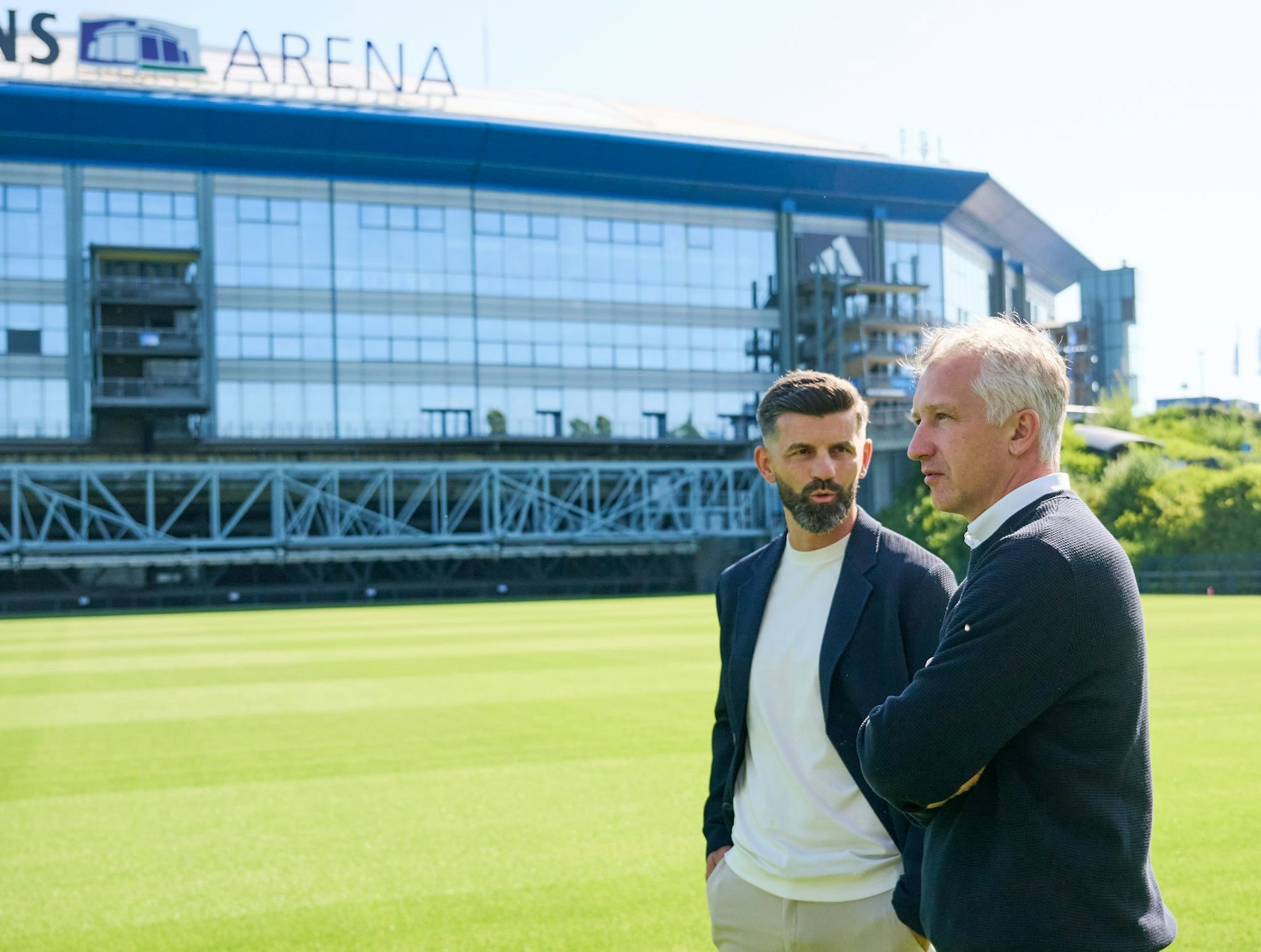 Wollen eng zusammenarbeiten: Trainer Miron Muslic (l) und Sportvorstand Frank Baumann.