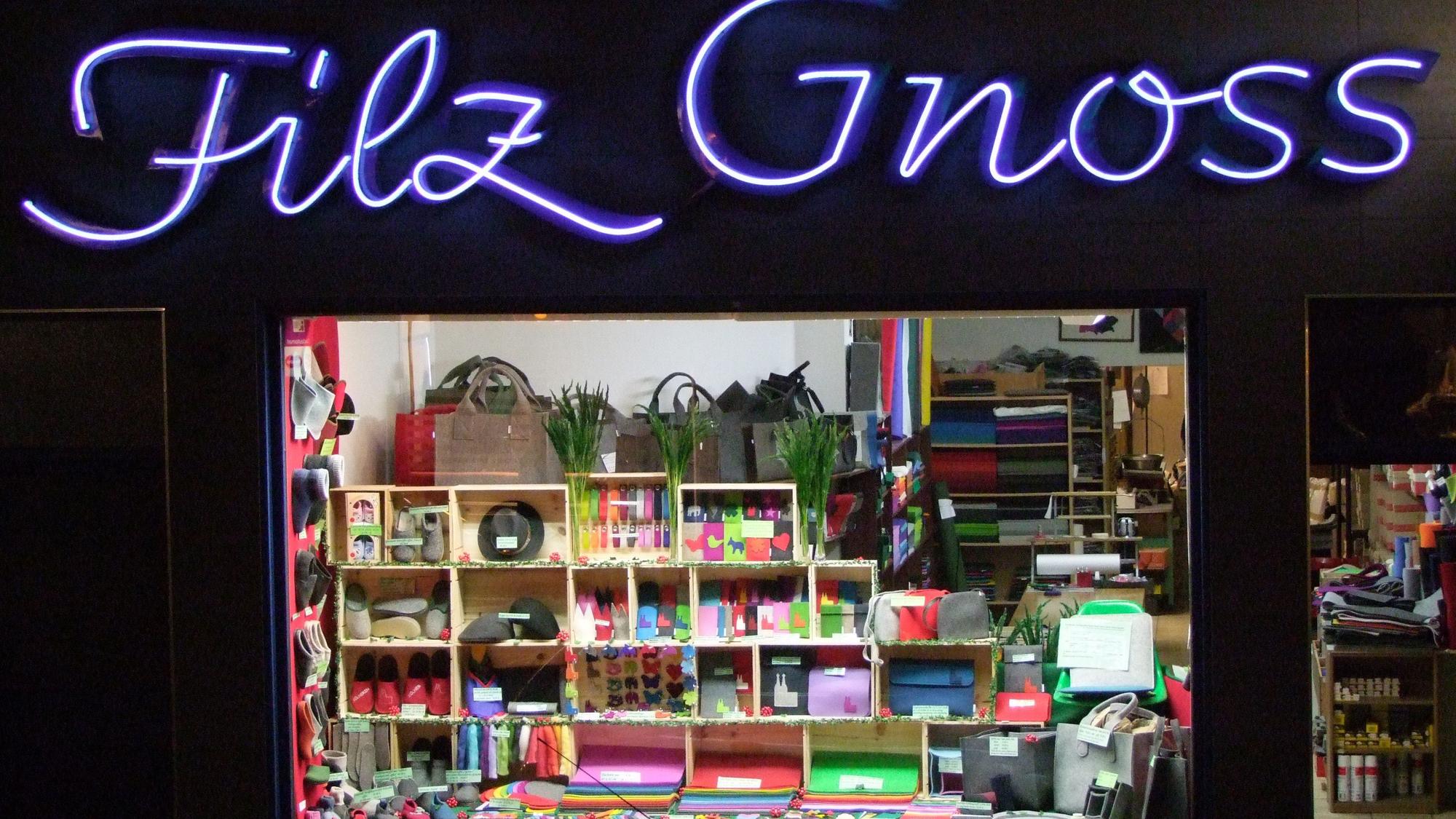 Filz Gnoss macht heute seinen Umsatz mit bunten Bastelstücken, Taschen und Souvenirs.