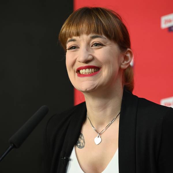 Das Bild zeigt Heidi Reichinnek, Gruppenvorsitzende der Linken. Foto: Sarah Knorr/dpa