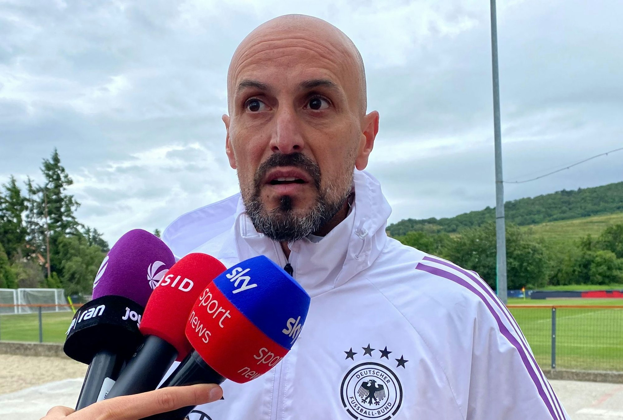 U21-Nationaltrainer Antonio Di Salvo spricht über ein besonders Spiel.