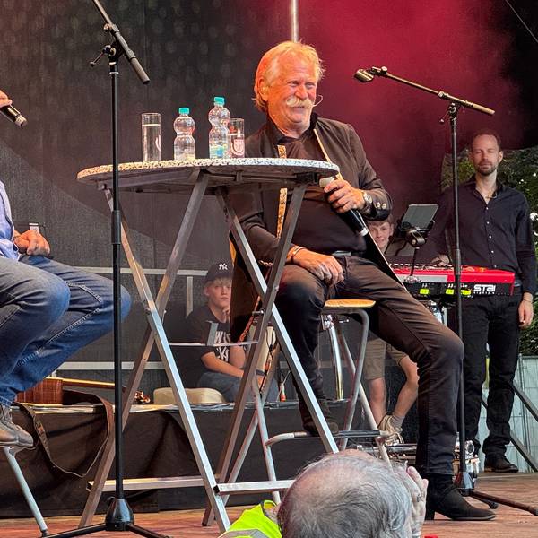 Henning Krautmacher und Werner Nolden auf der Bühne
