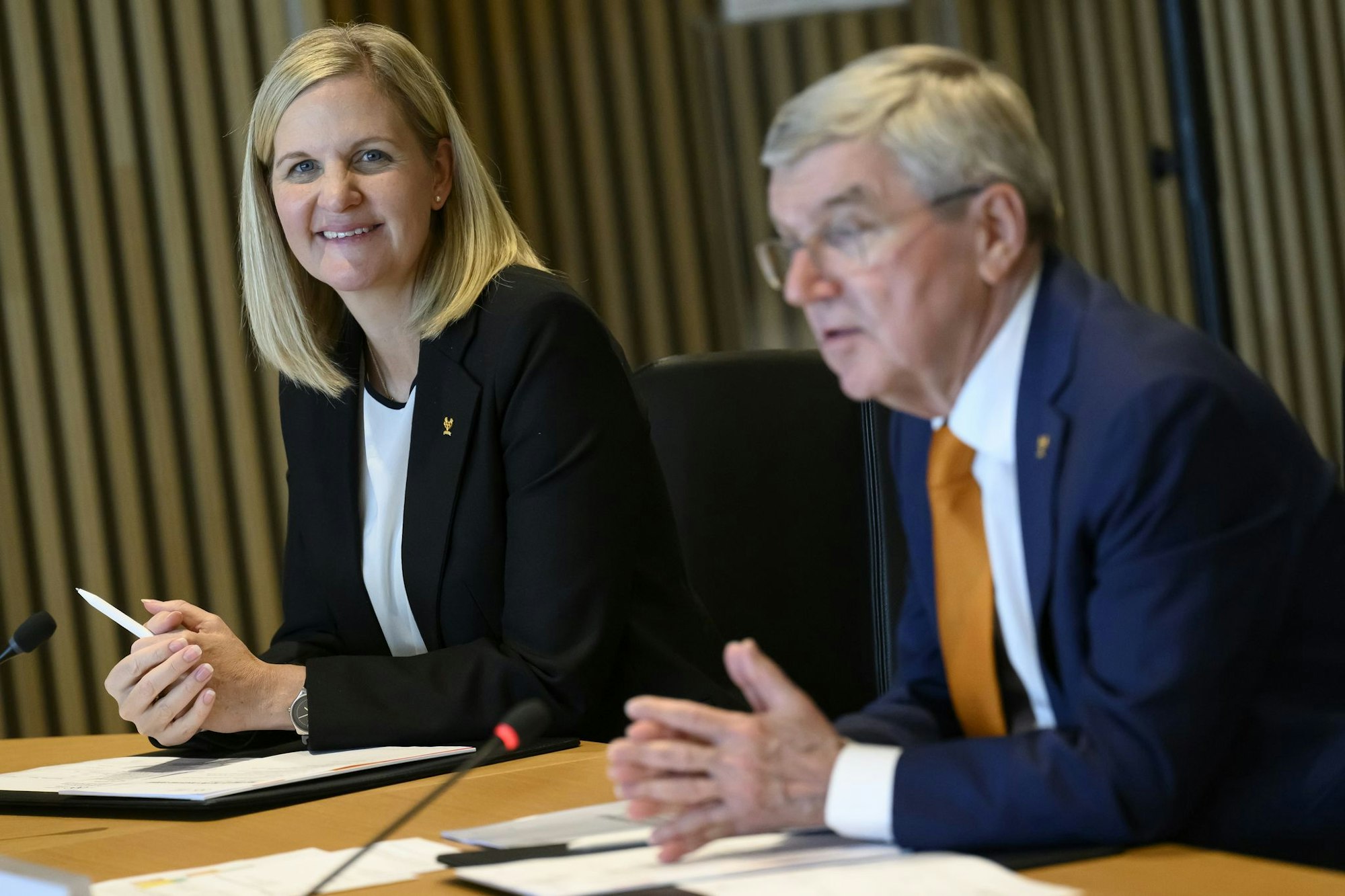 Kirsty Coventry, die Nachfolgerin von Thomas Bach an der IOC-Spitze, ist die erste Frau im Präsidentenamt.