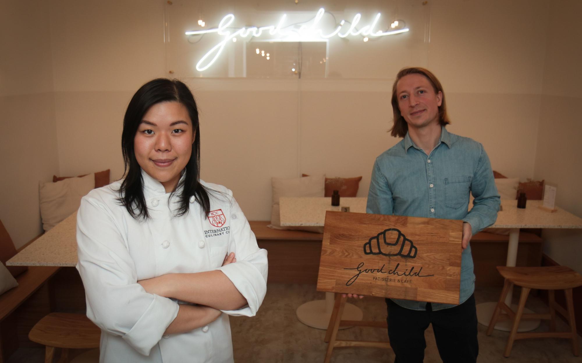23.08.2021, Köln: Thi Bich Dao Nguyen und Marvin Lausberg betreiben das Goodchild ein Patisserie und Cafe. Foto: Arton Krasniqi